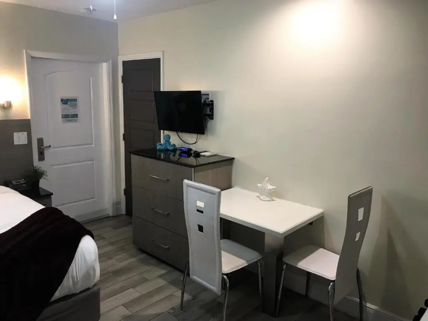 Caribbean Resort Suites