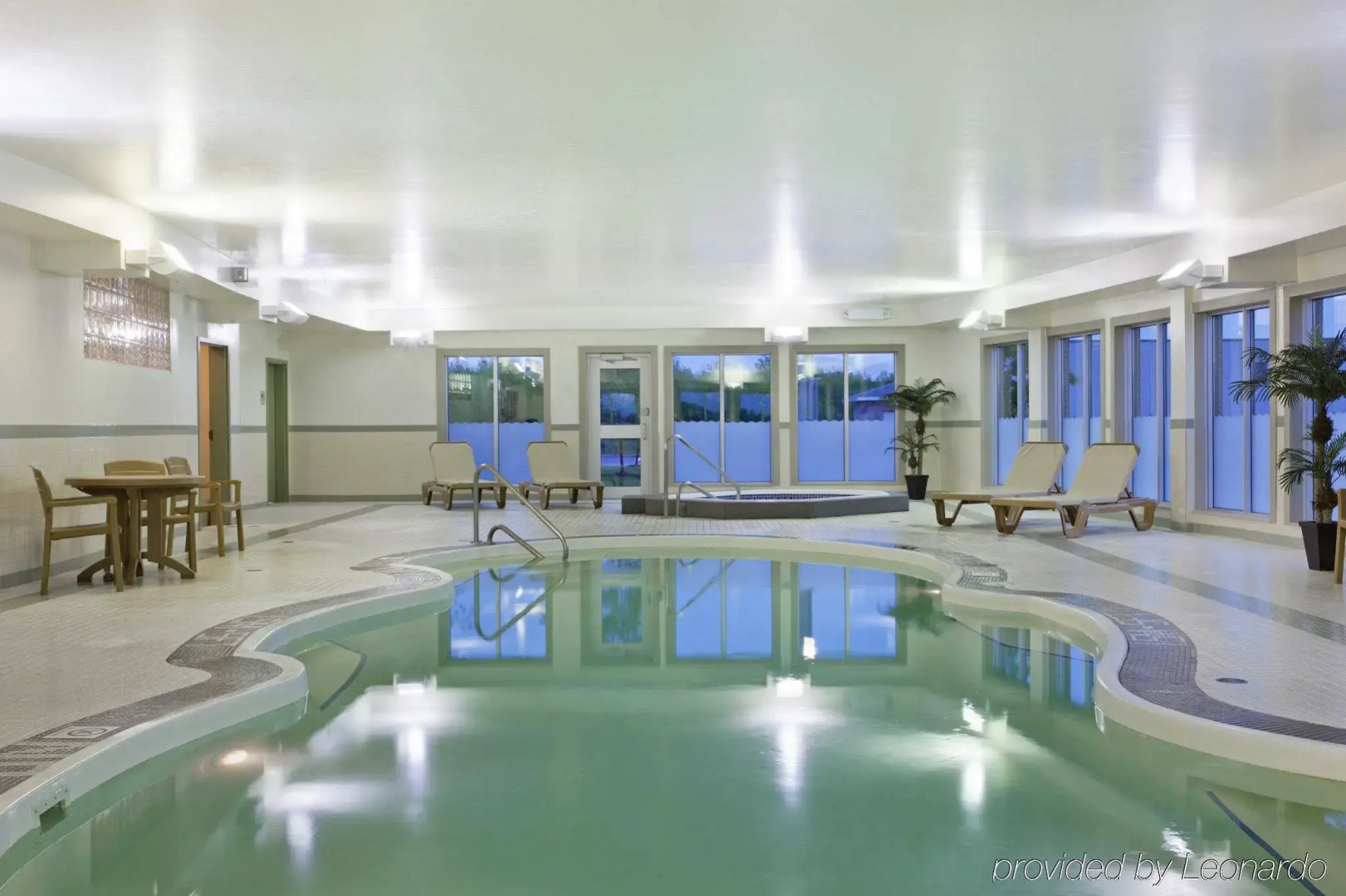 Holiday Inn Express Hotel & Suites Airport Dieppe by IHG