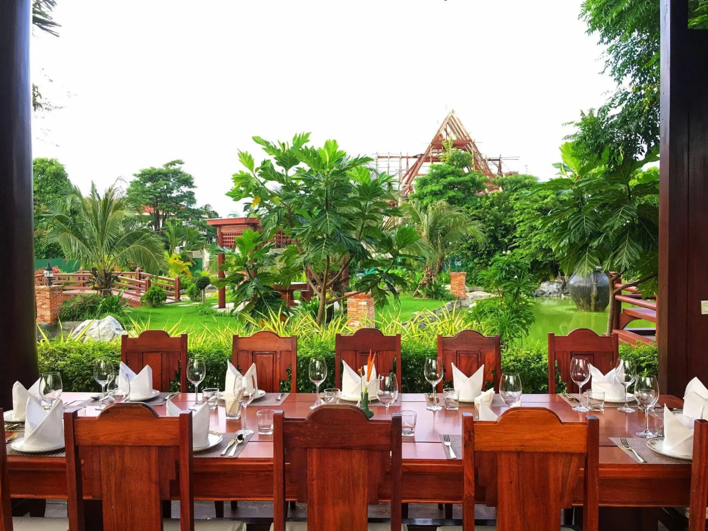 Try Palace Resort & Spa