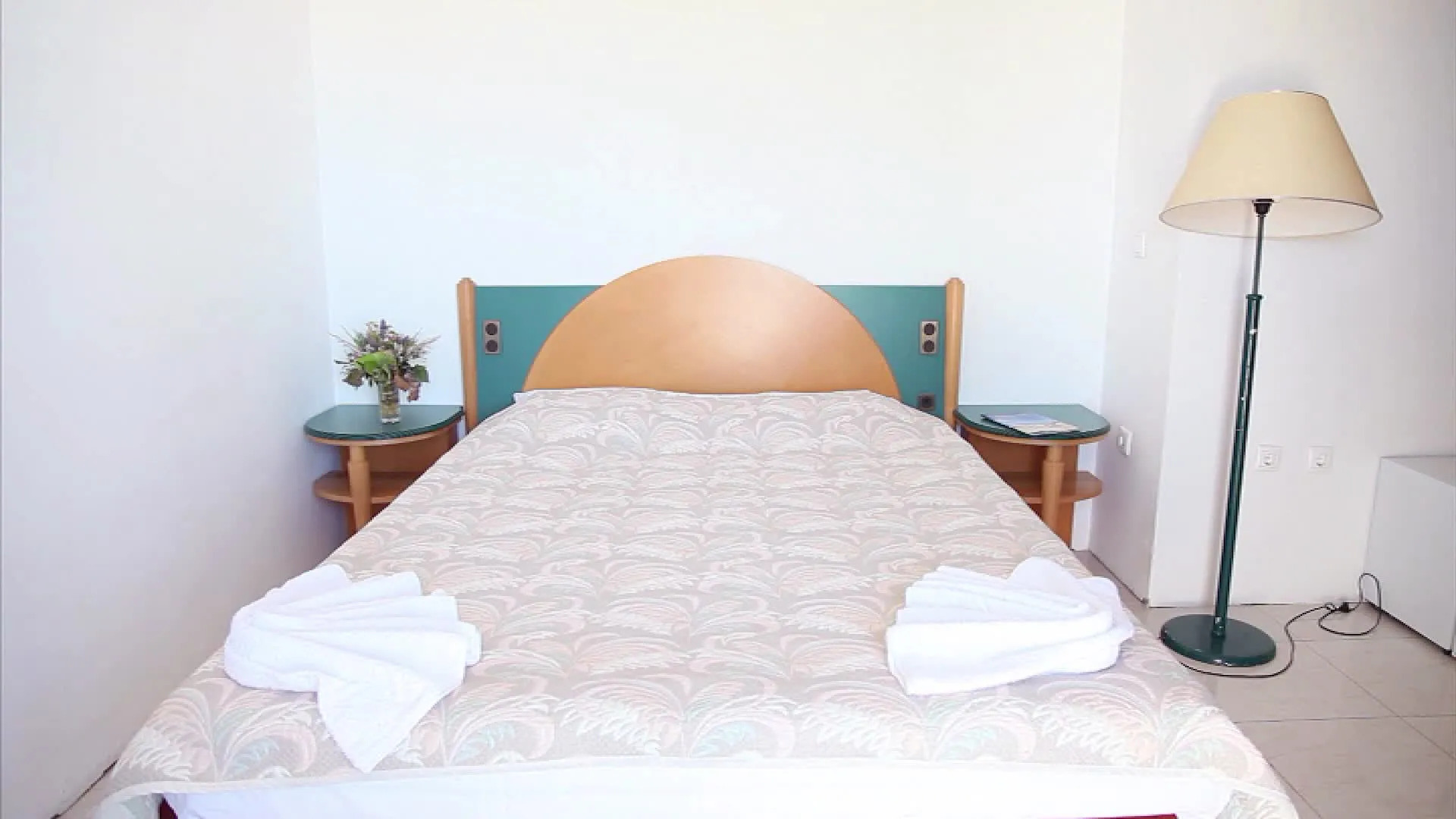 Gennadi Seaside Resort