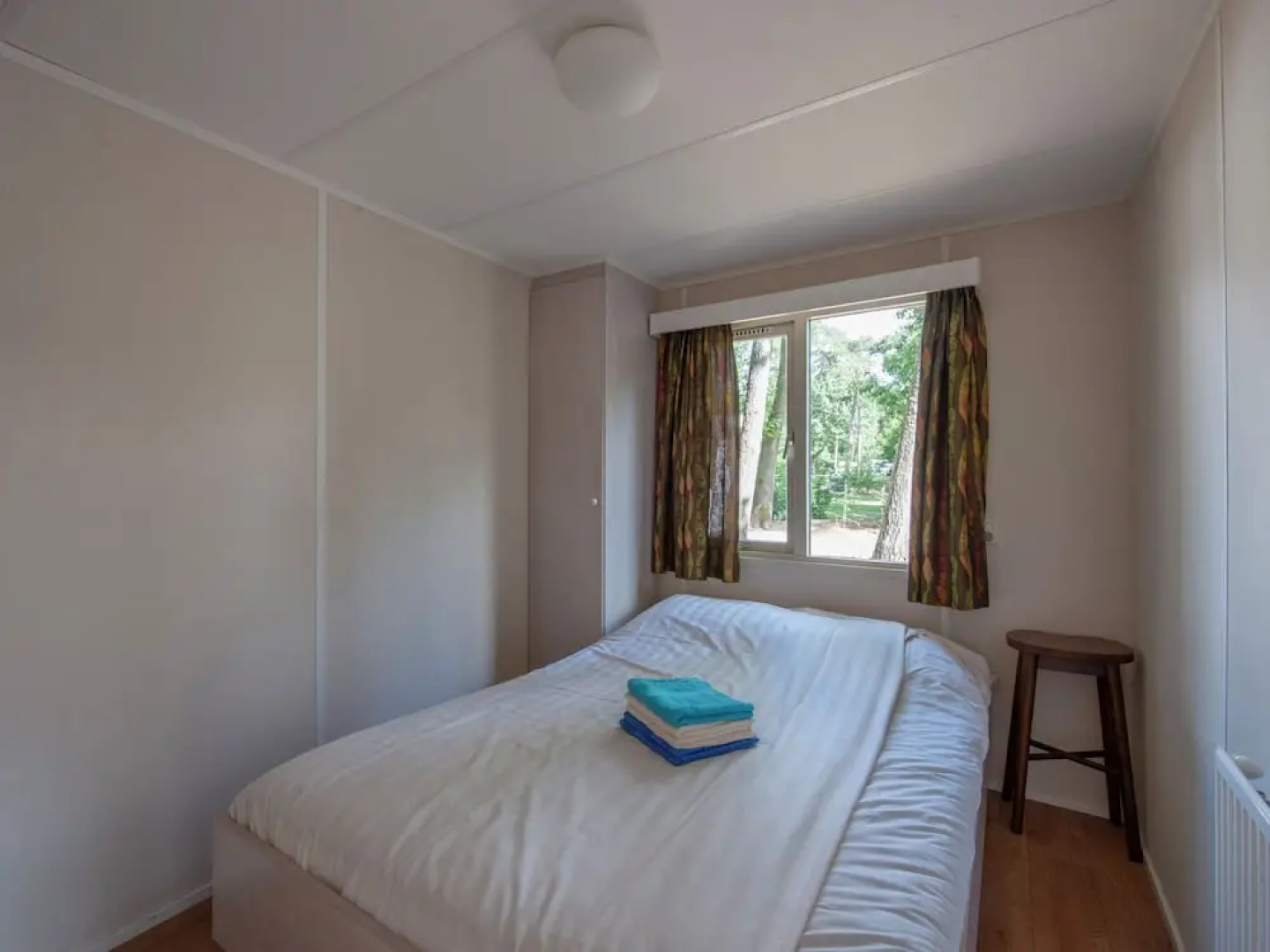 Ground Floor Chalet With Microwave in Natural Surroundings