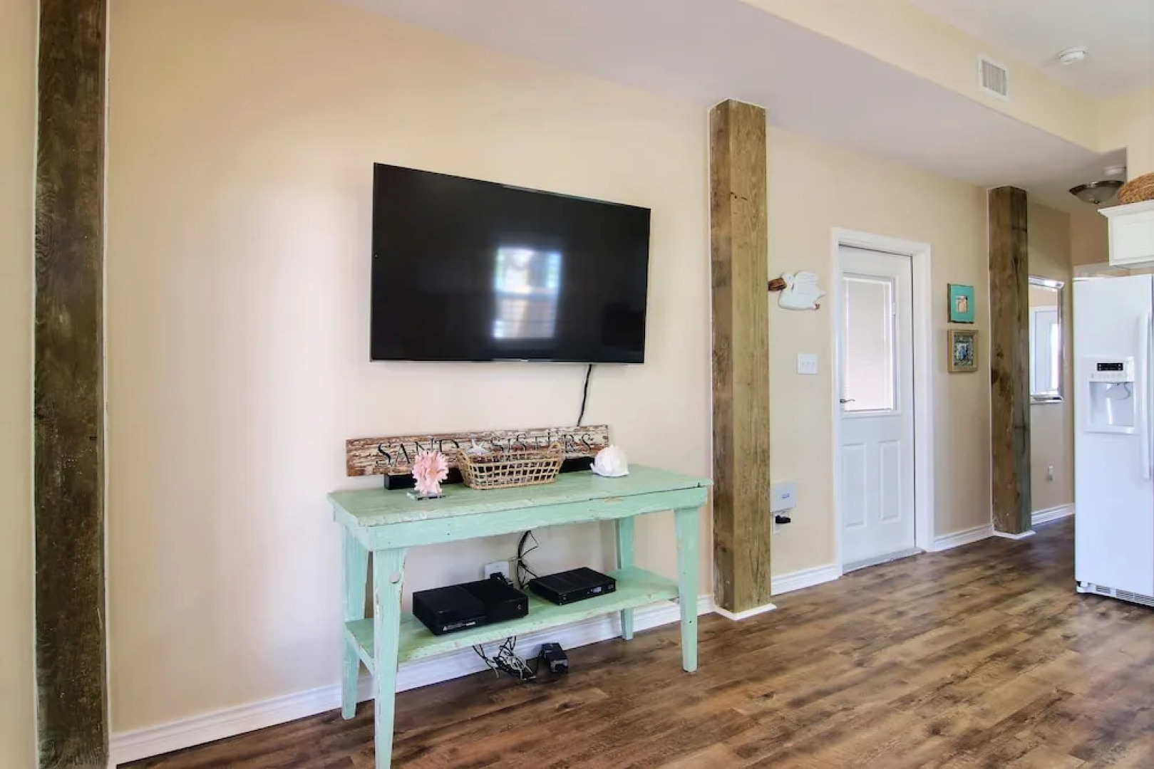 The Pink Palm 610 by RedAwning