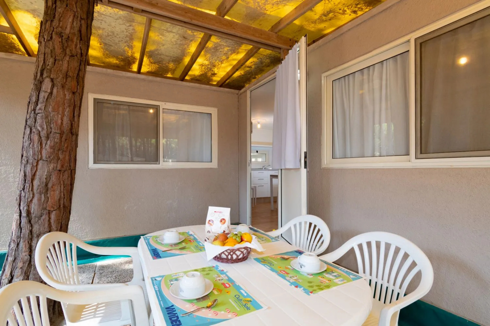 Club Del Sole Spina Family Collection