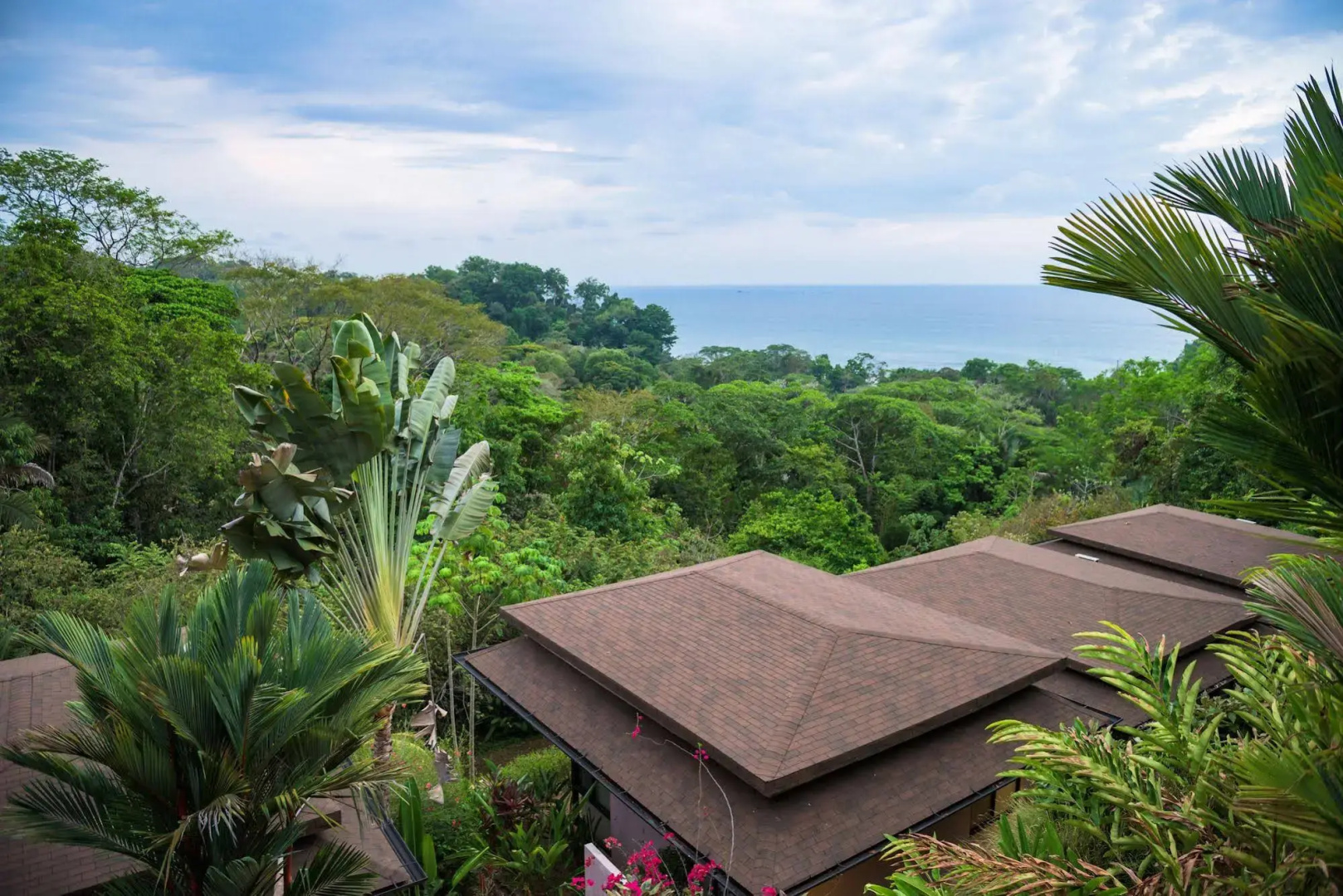 Tiki Villas Rainforest Lodge & Spa
