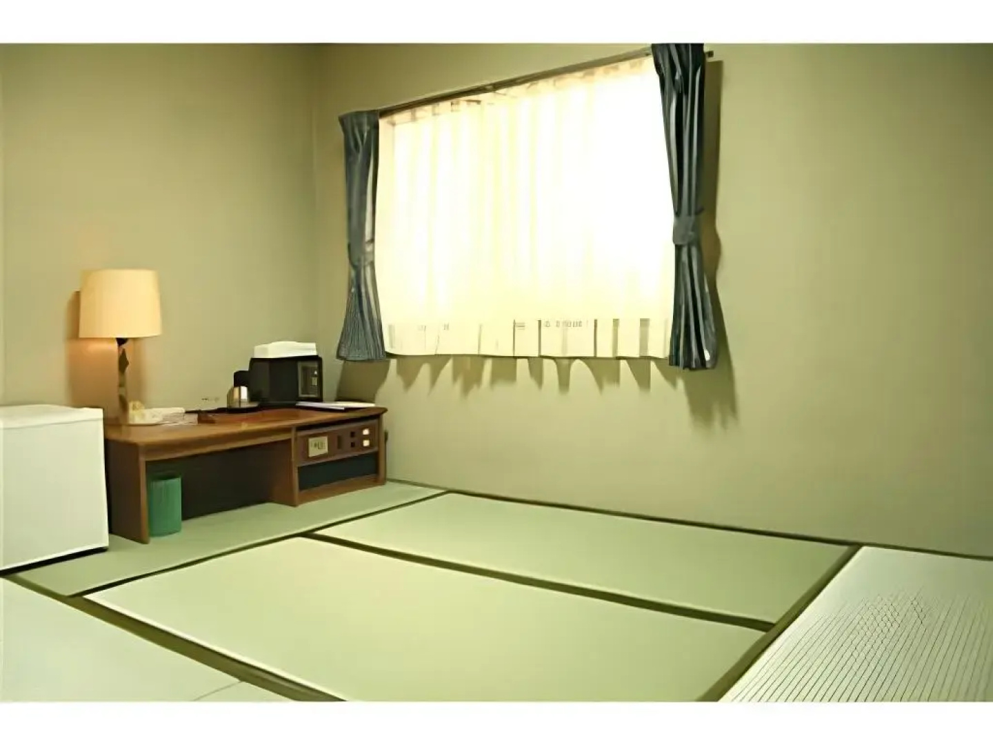 Kochi Business Hotel Bekkan