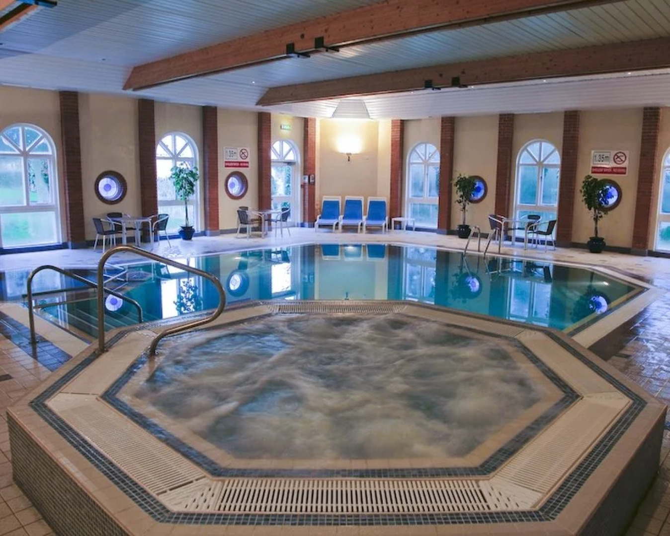 The Hogs Back & Spa Farnham