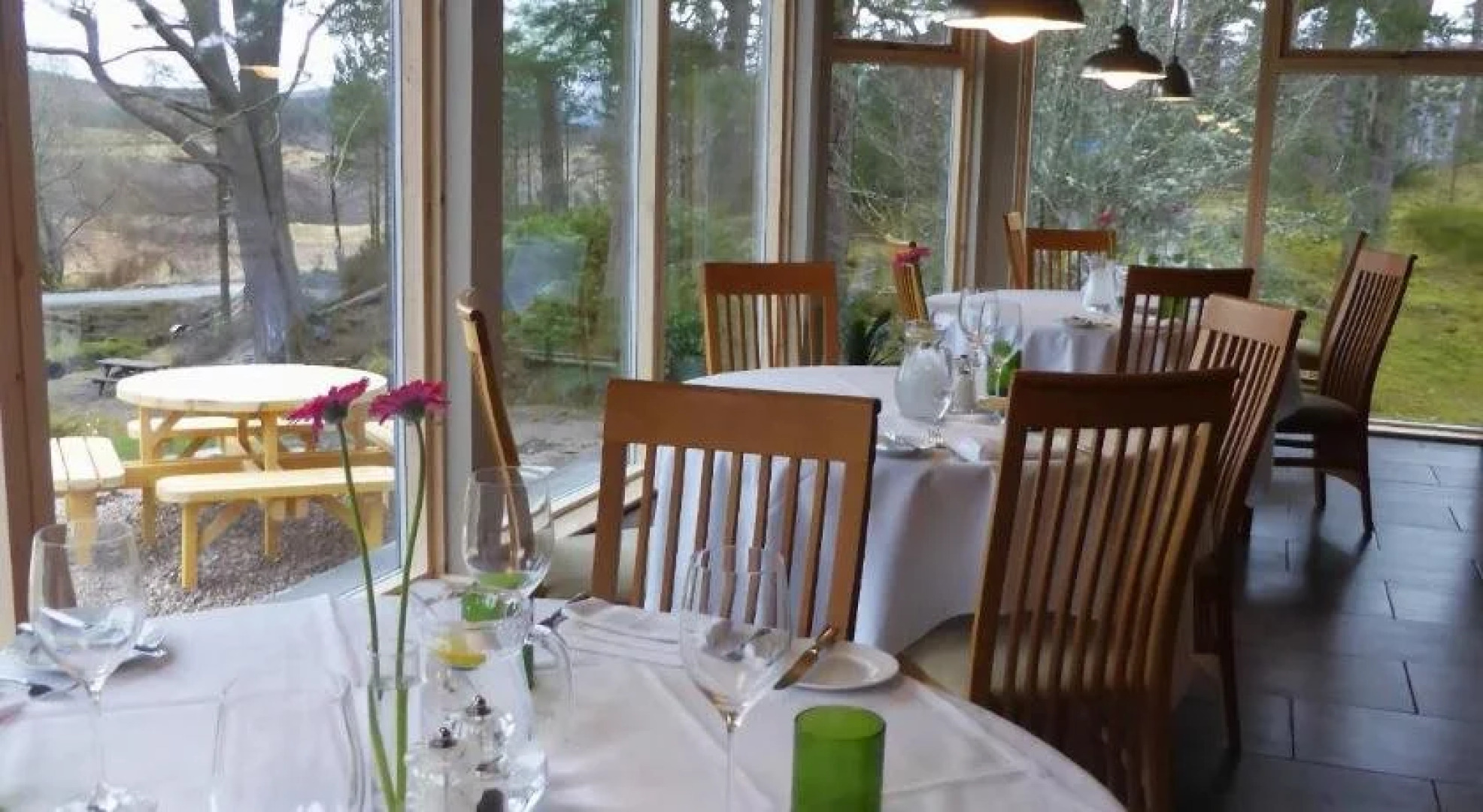 Old Pines Hotel And Restaurant