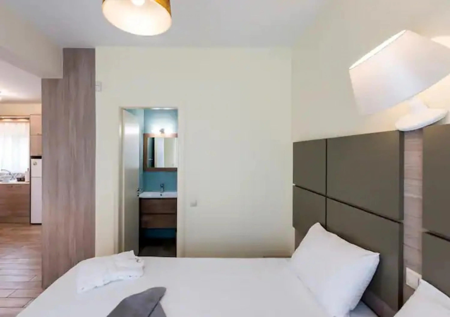 Venus Villa with Private Pool, 2min to the Beach