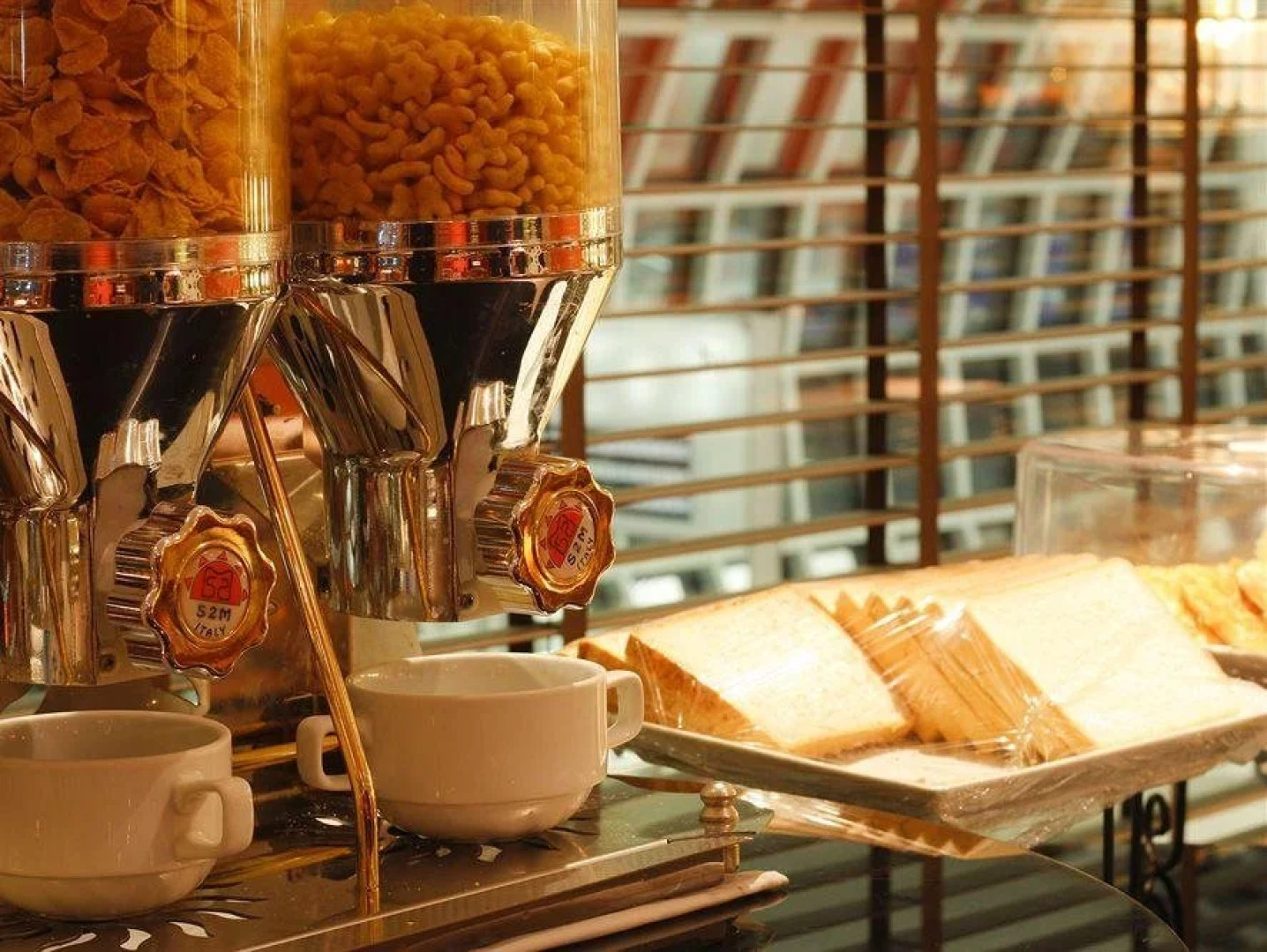 Miracle Transit Hotel