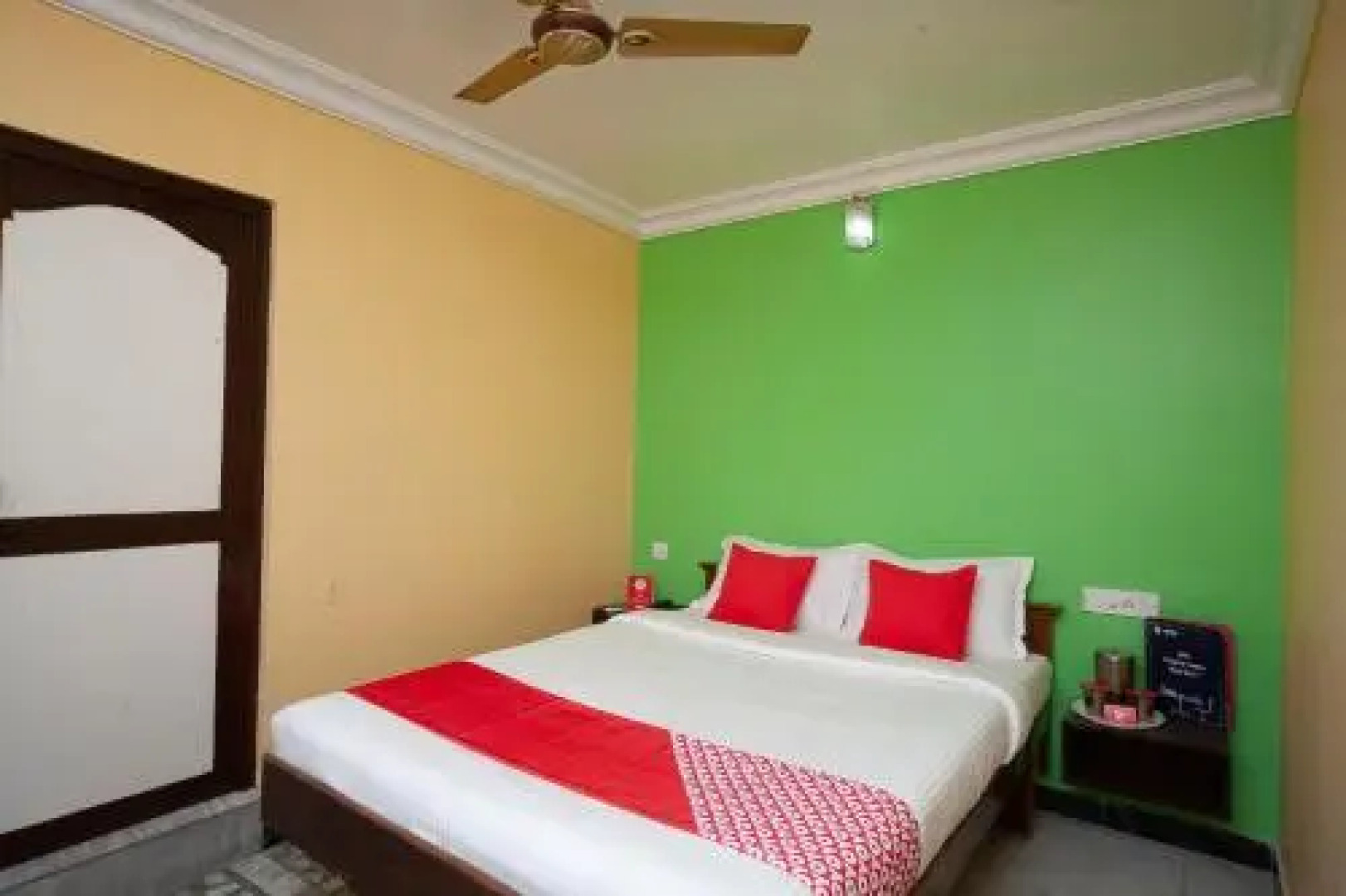 OYO 26746 Sruthi Residency