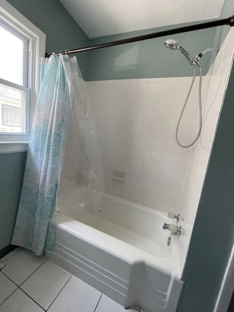 Pontiac House for a short term rent