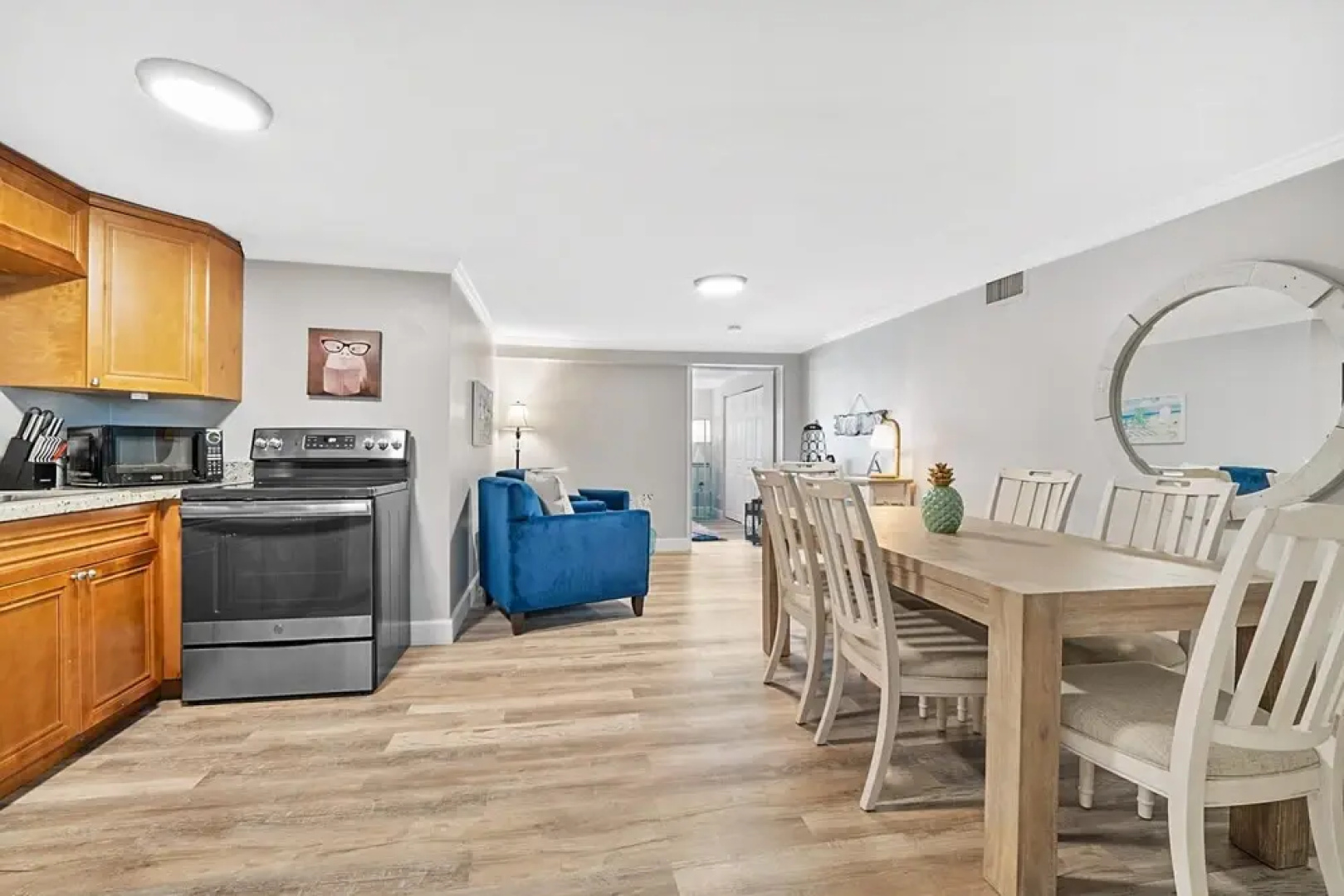Key West Vibes Walking Distance to Wilton Drive - 2BD 3bth, Wilton Manors