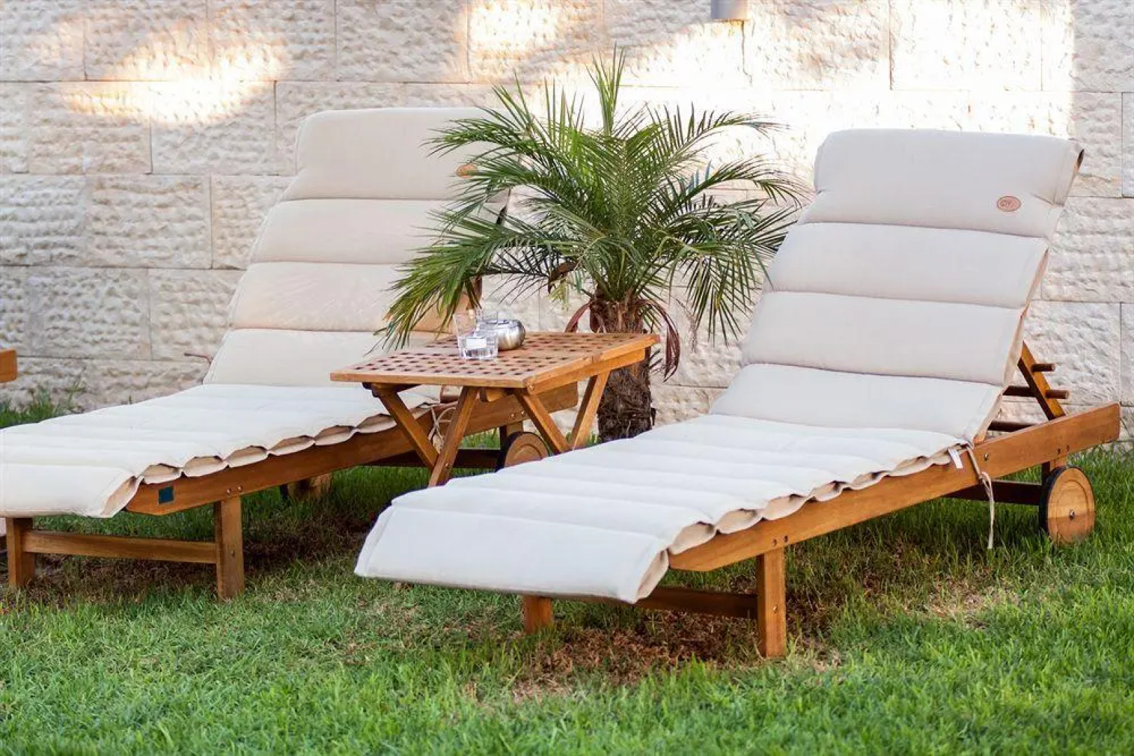 Marika's Aparts & Studios