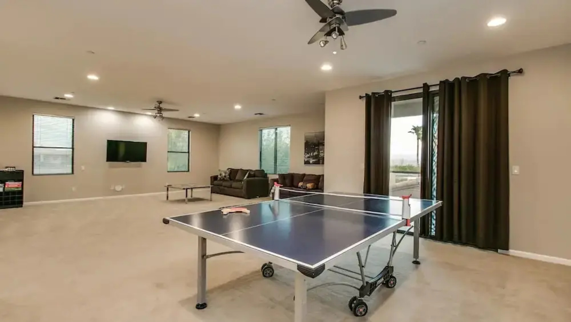 Luxe 4 Bdrm W/pool and Spa on Golf Course Lot!