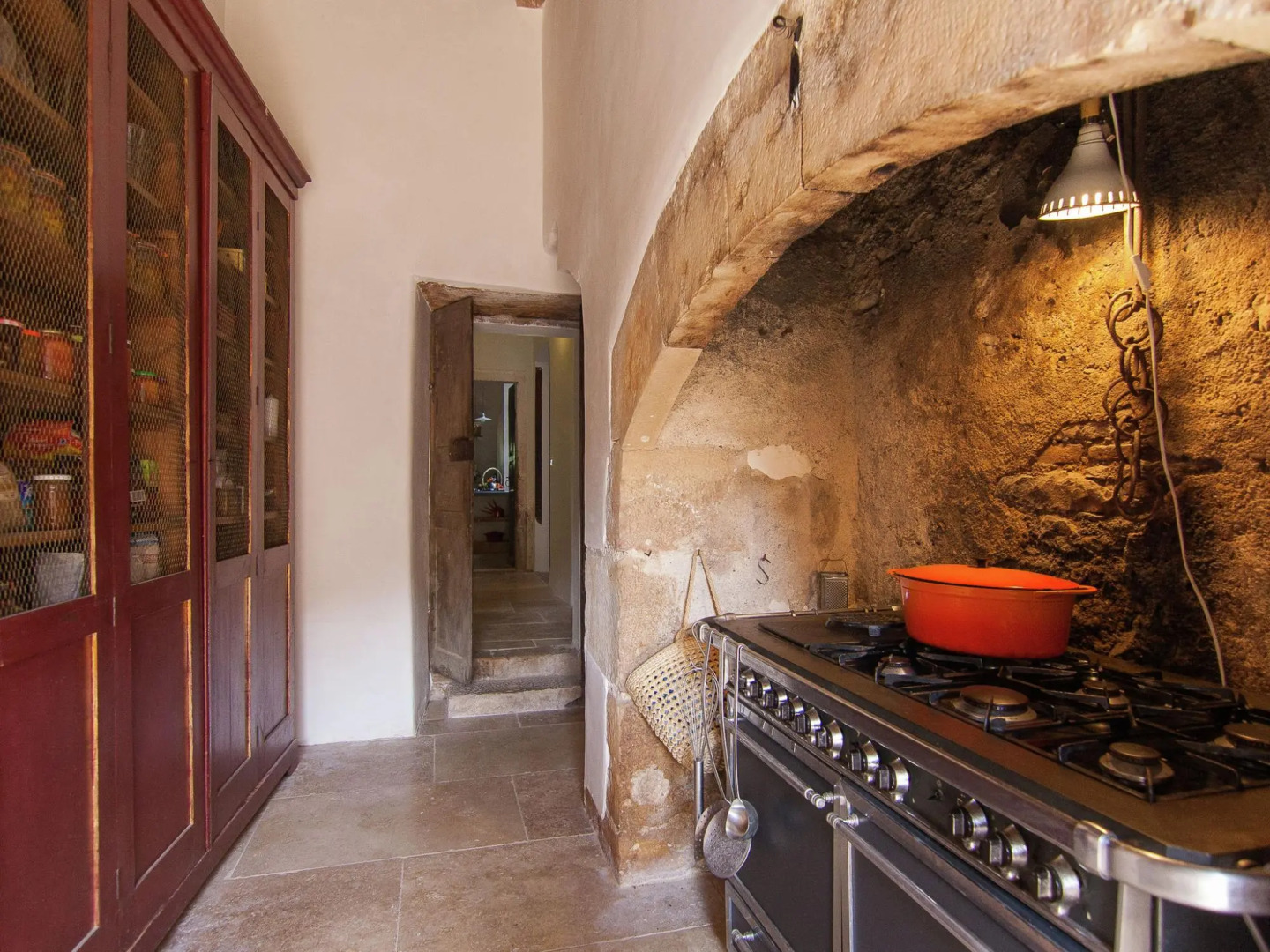 Historic Mansion by the River Lot in Cenevieres