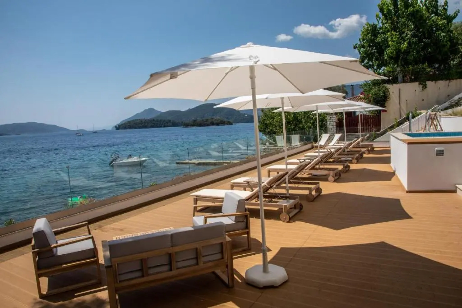 Lefkada Blue Luxury Apartments , Perigiali A2 deck level