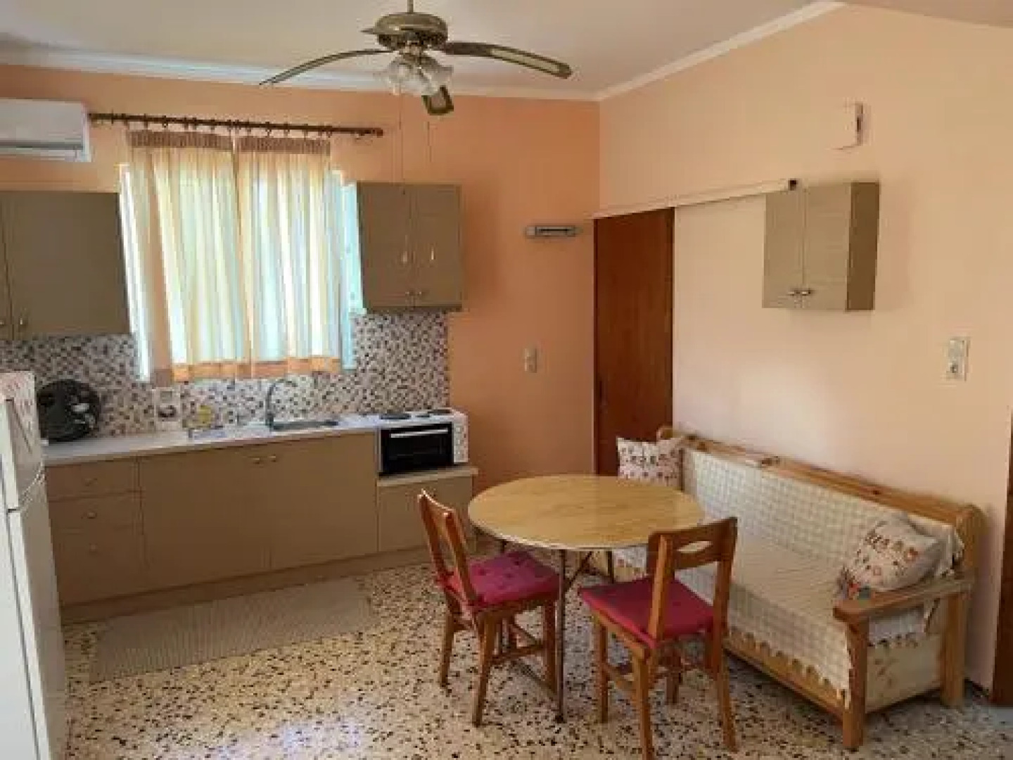 Mastiha Emporios Apartments