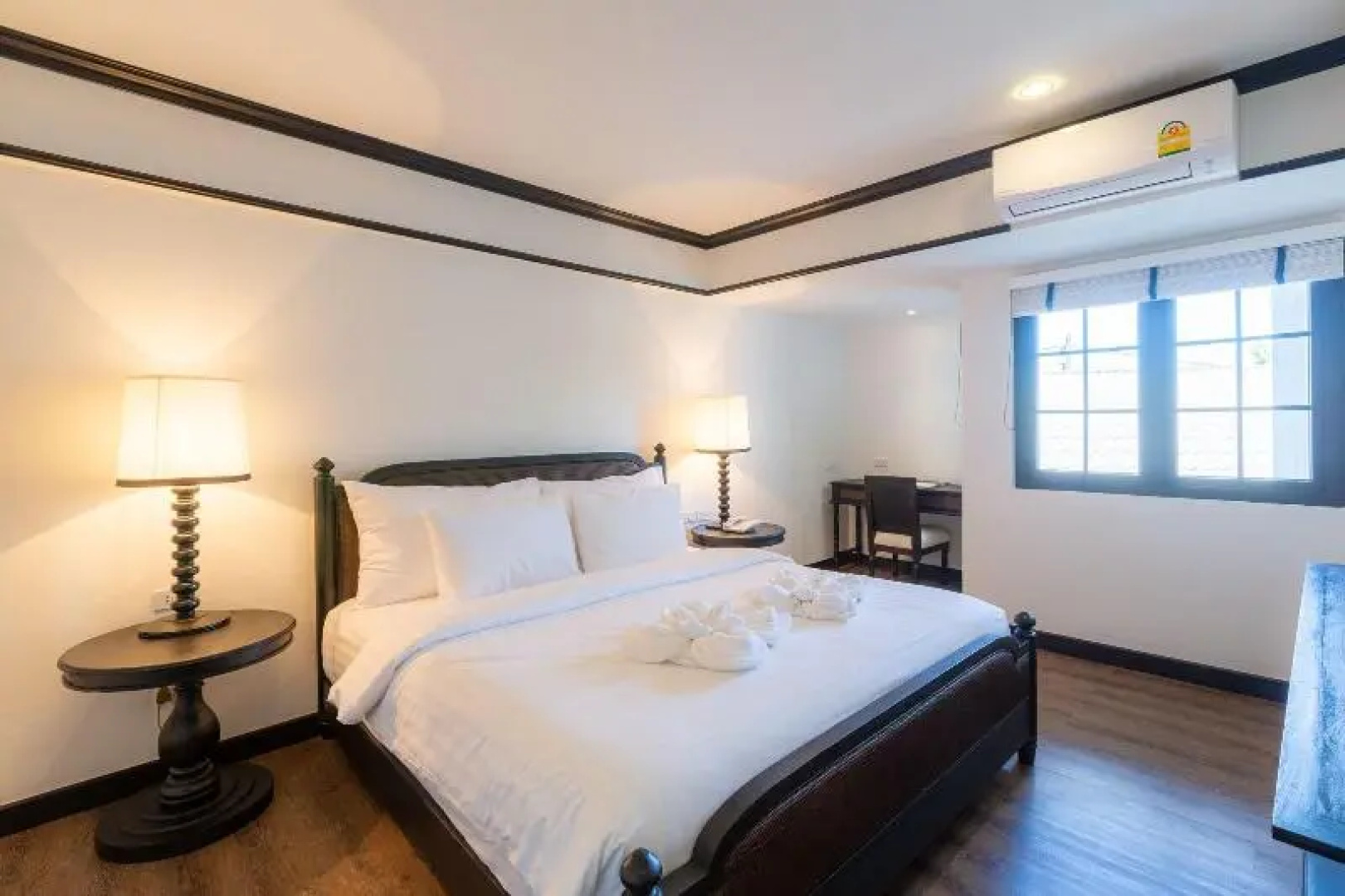 Mora Boutique Hotel