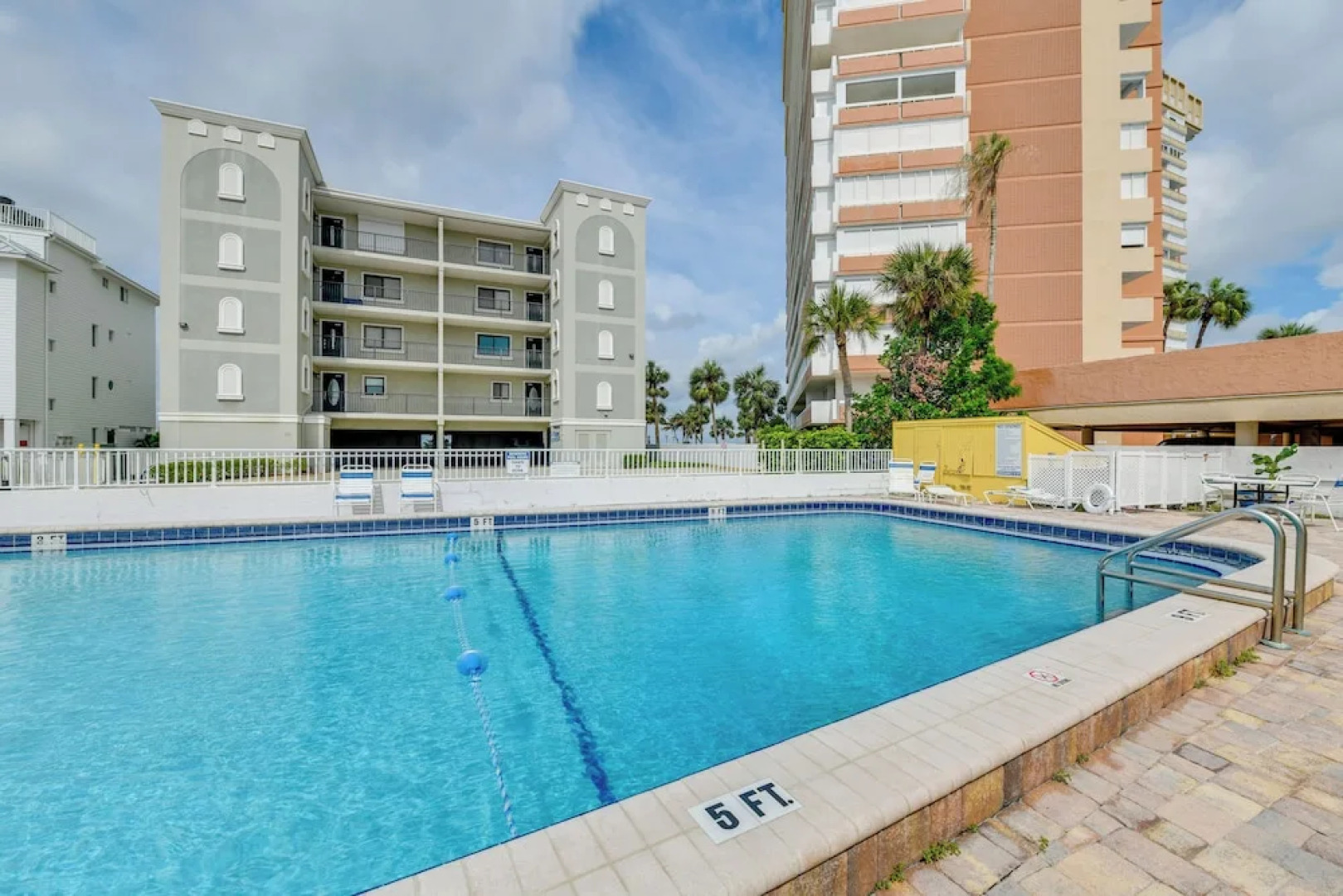 Beachfront Condo: Redington Shores Retreat!