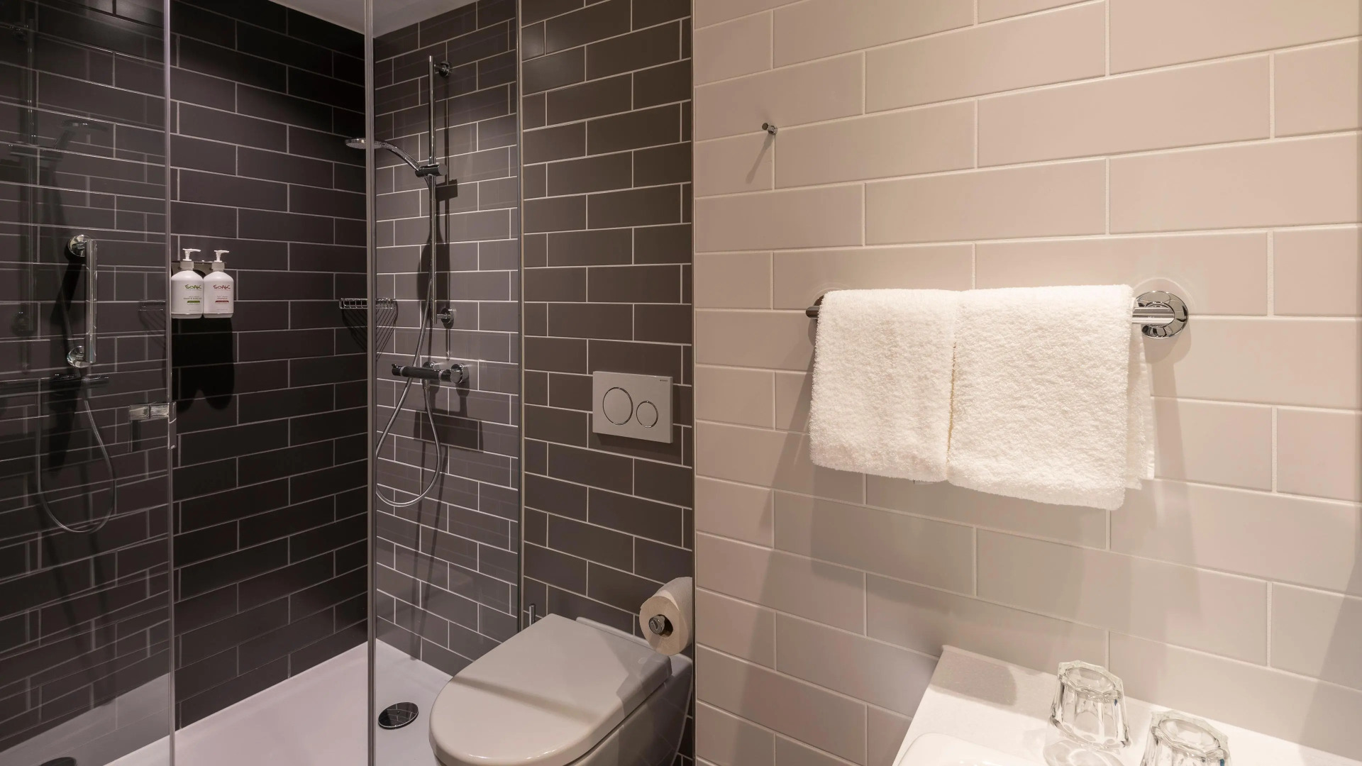 Holiday Inn Express Düsseldorf – Hauptbahnhof by IHG