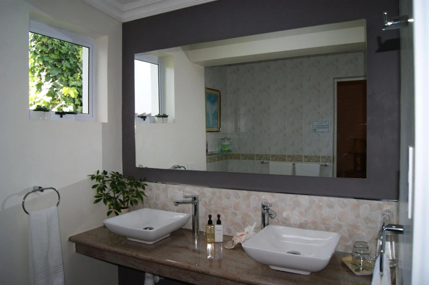 Edenwood Guest House