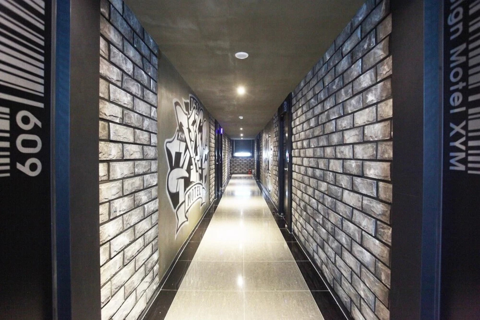 Wolgot Design Hotel XYM