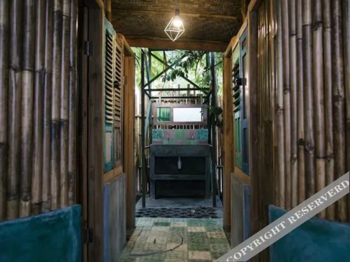 Sae Sae Hostel