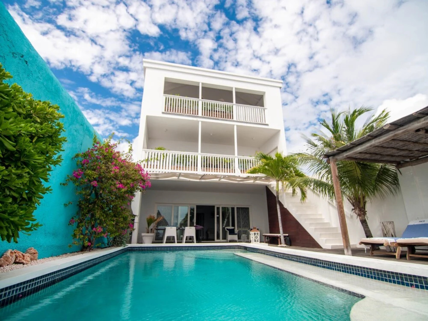 PM78 Boutique Apartments