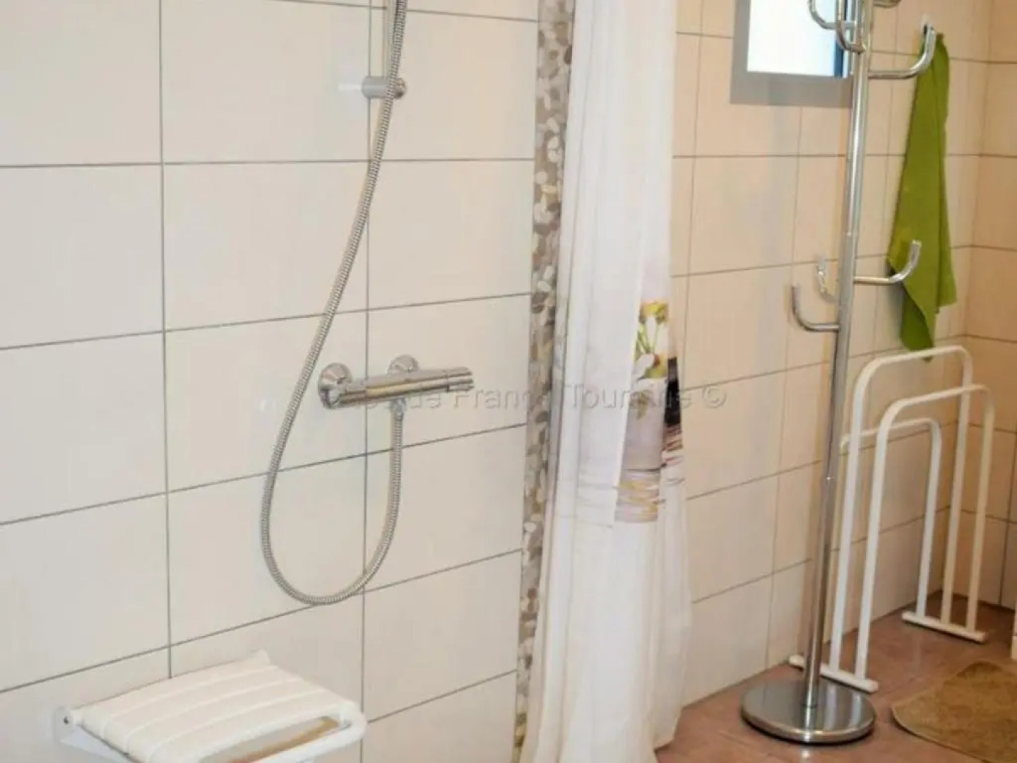 Gîte Sainte-Maure-de-Touraine, 4 pièces, 6 personnes - FR-1-381-109