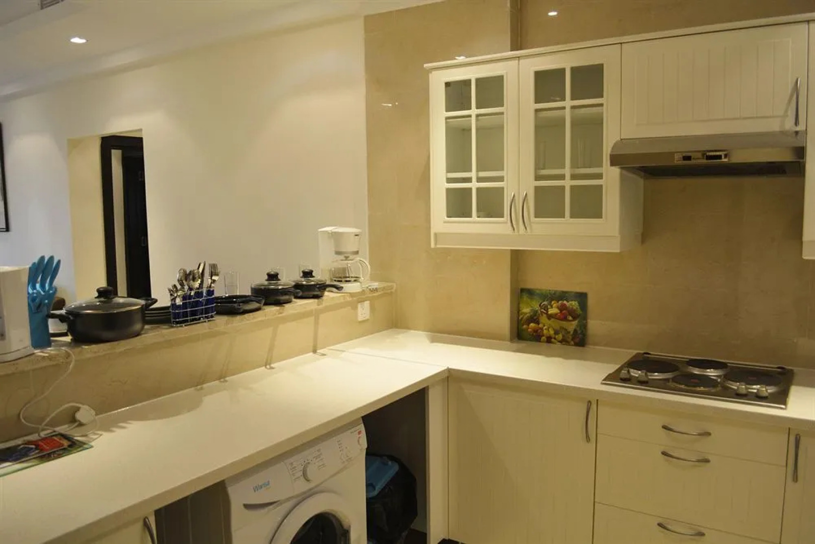 Leaders Plaza Apartments