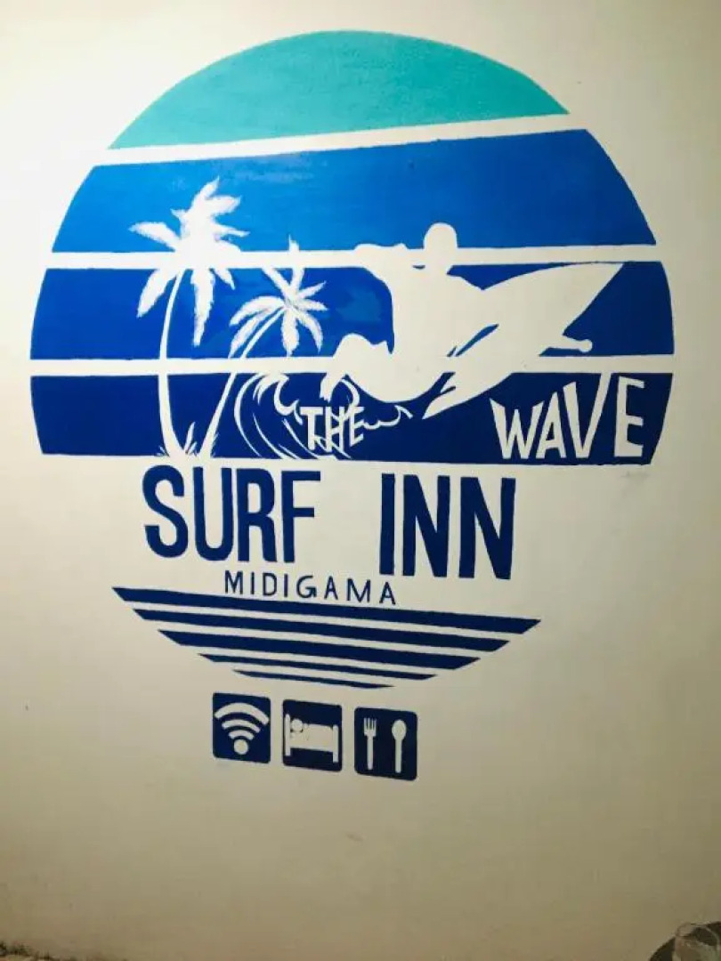 The wave surf inn