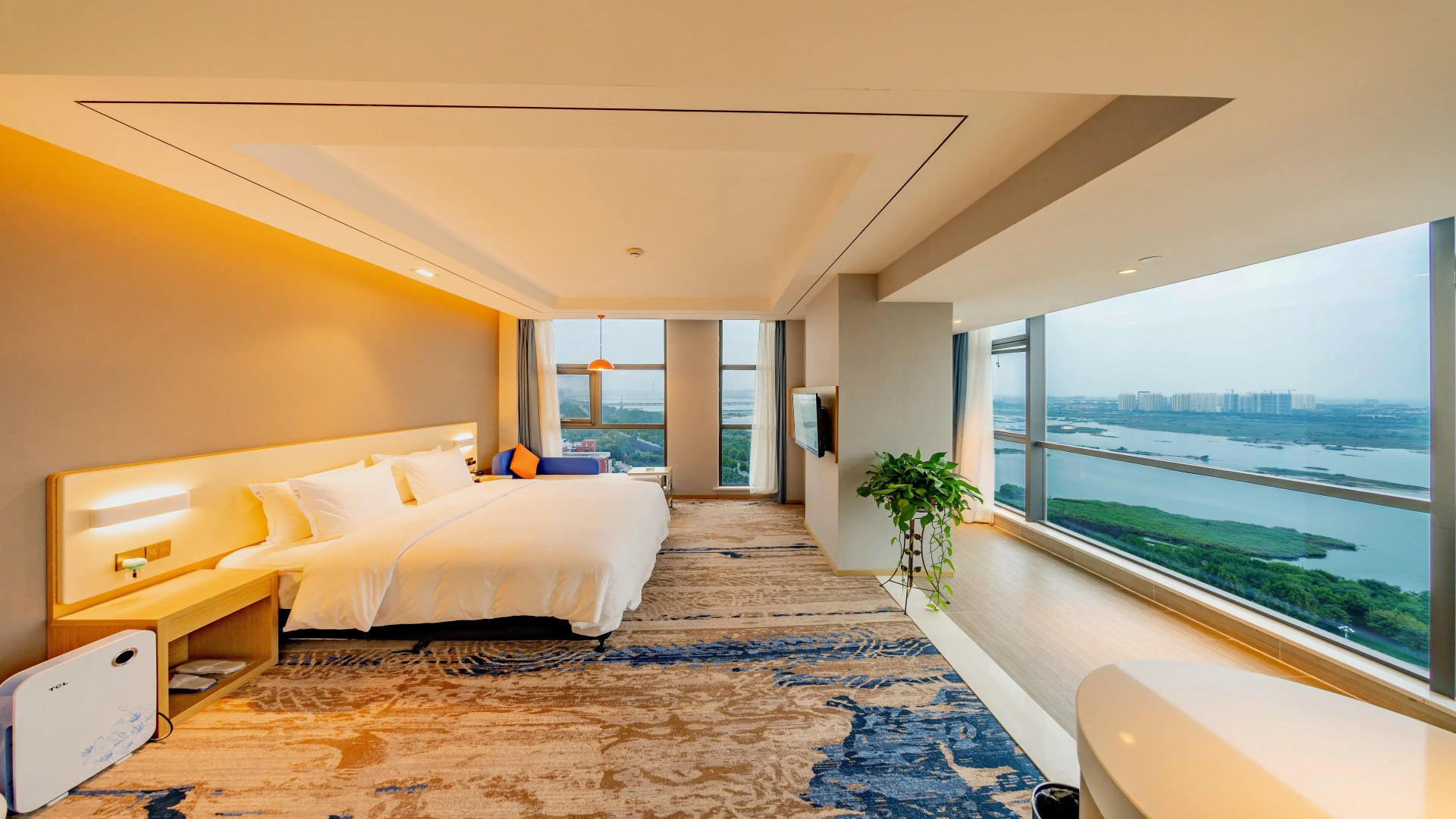 Holiday Inn Express Linyi Riverside by IHG