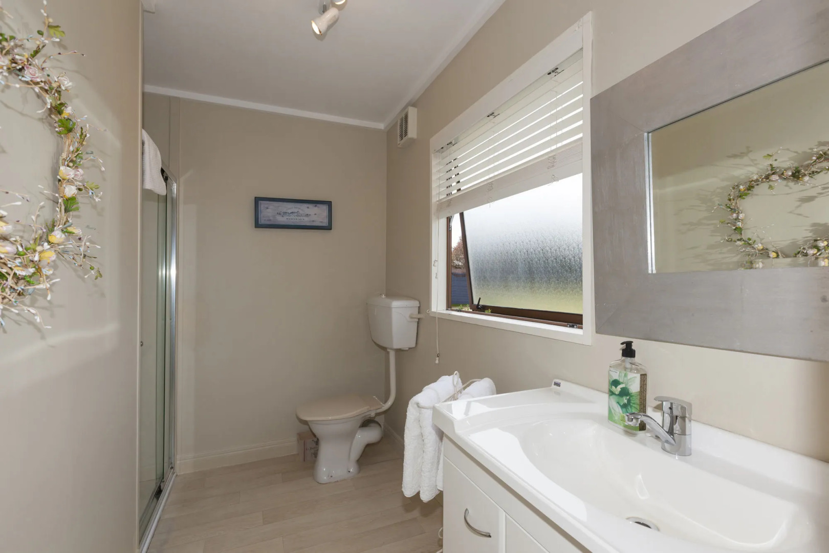 Tudor Manor Bed & Breakfast