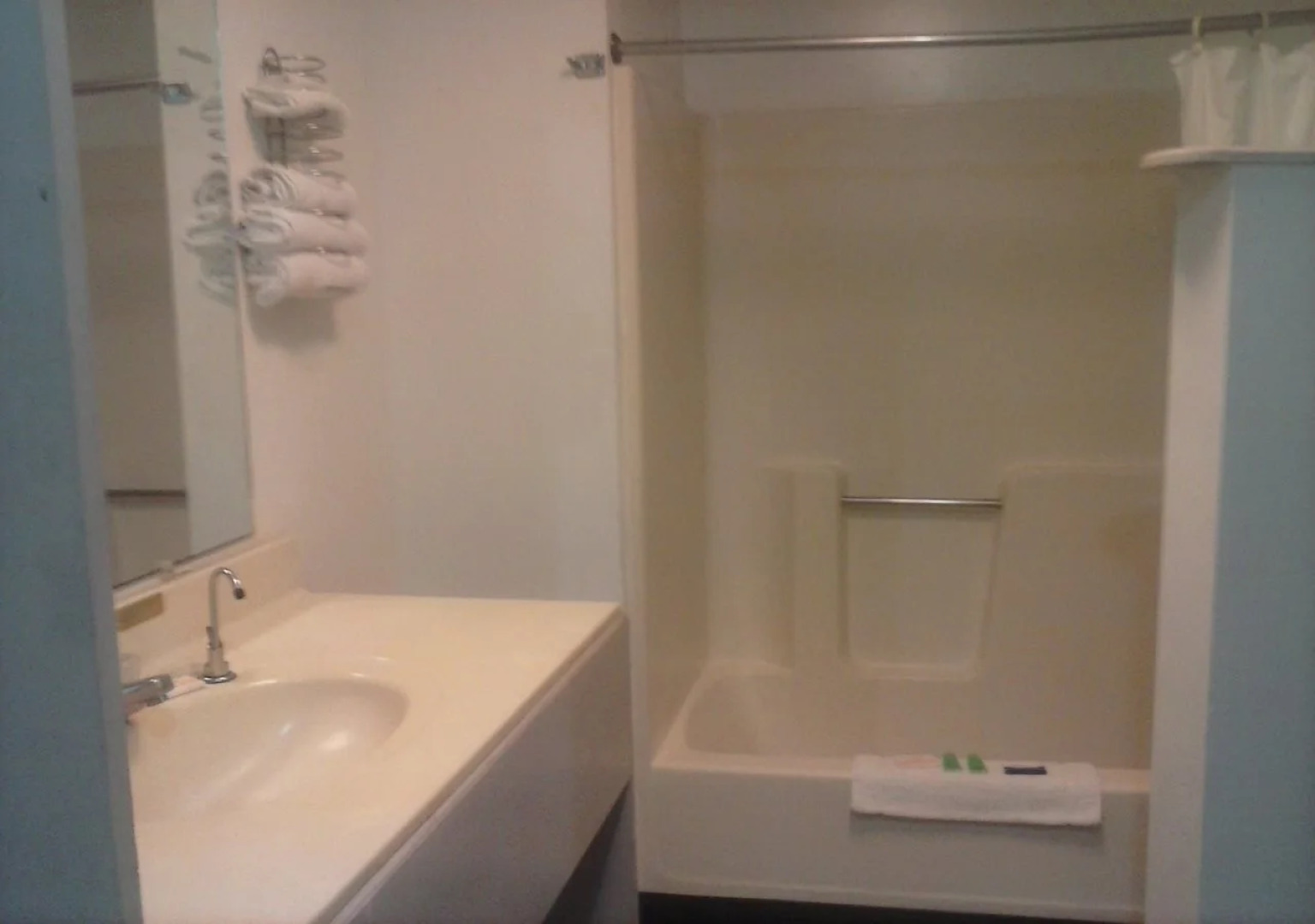 Magnuson Hotel Summerton