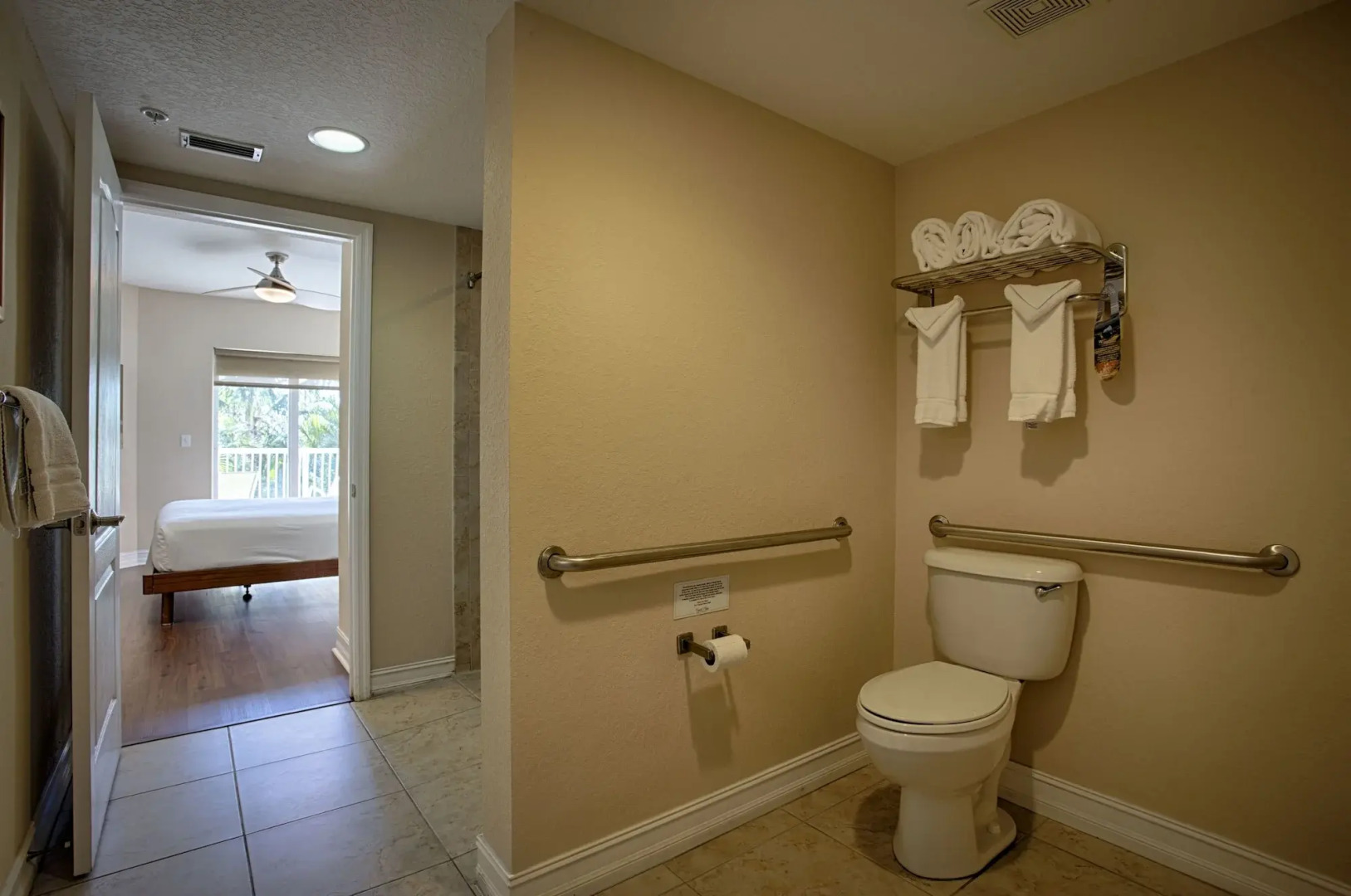 Crystal Palms Beach Resort