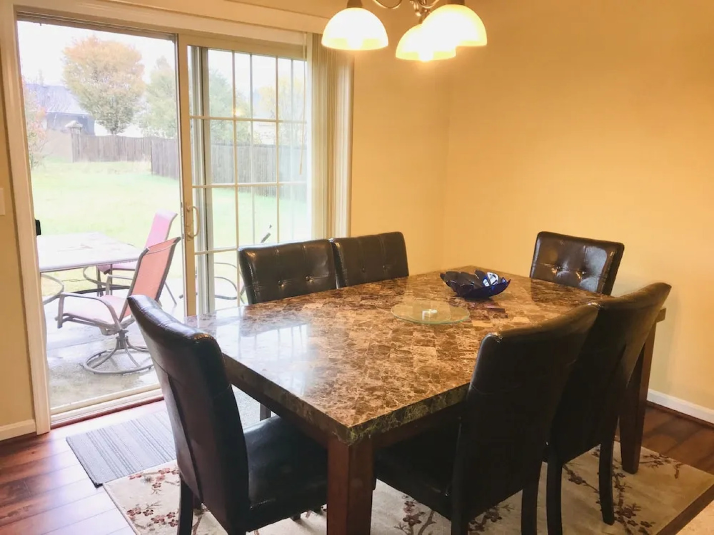 Spacious 3 BR Ranch House W Patio Yard in a Quiet Suburb