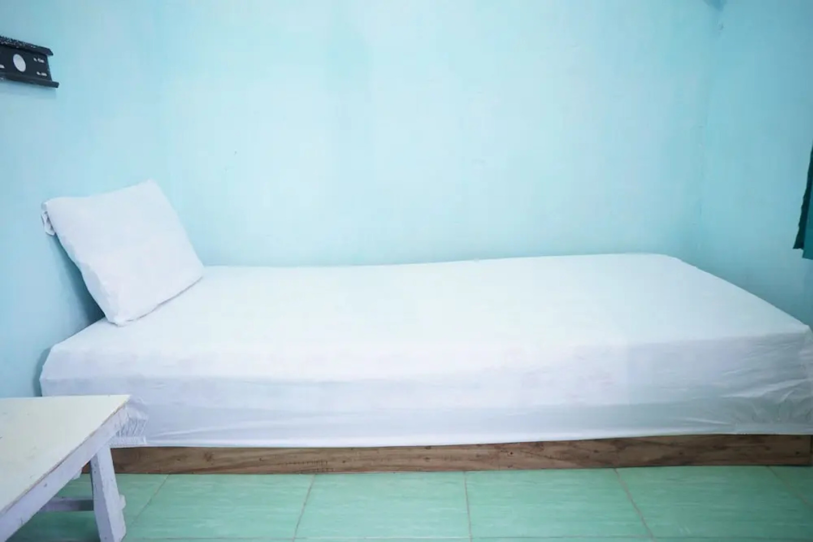 OYO Life 93017 Kost H Soeroso