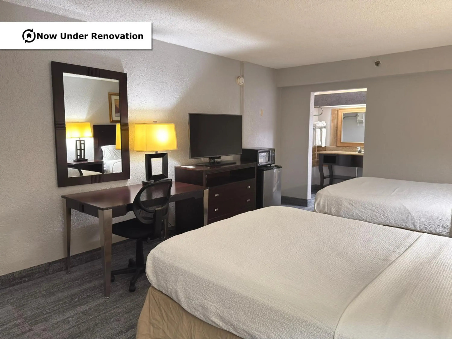 The Lodge Hotel and Banquets