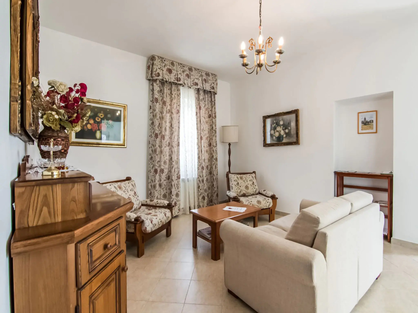 Beautiful holiday home in Montedinove with shared pool