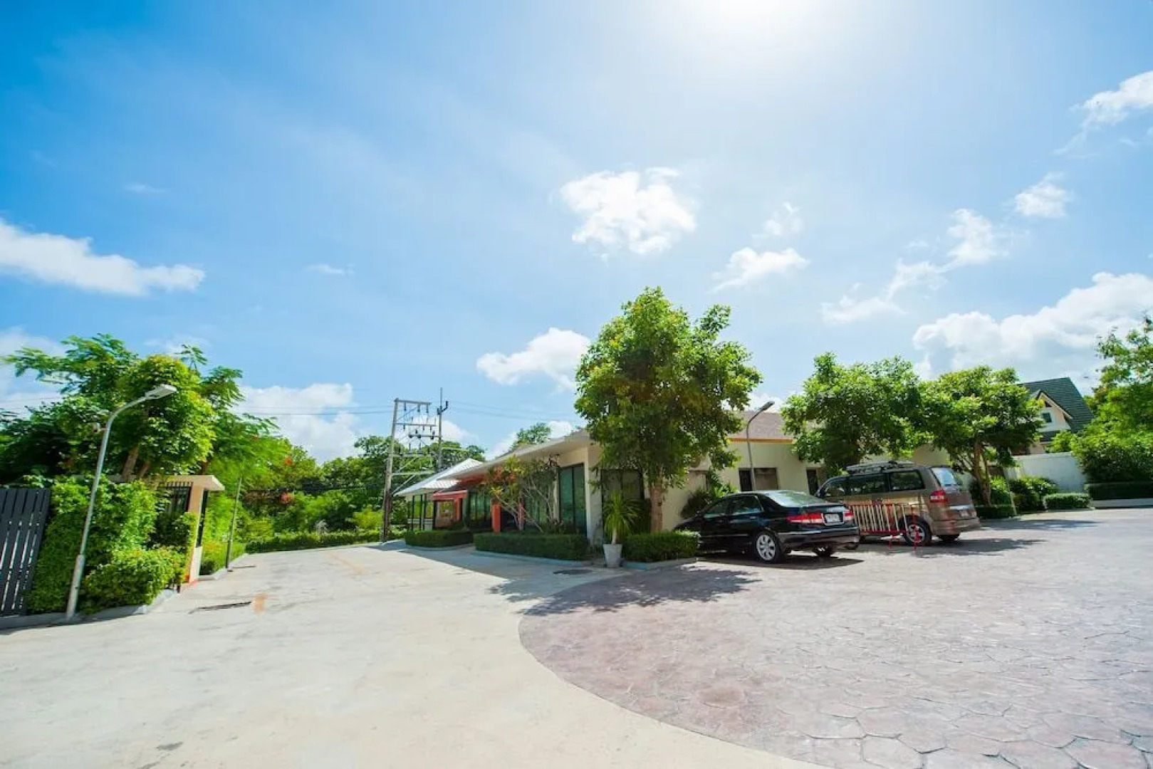 Grand Nai Harn Suites