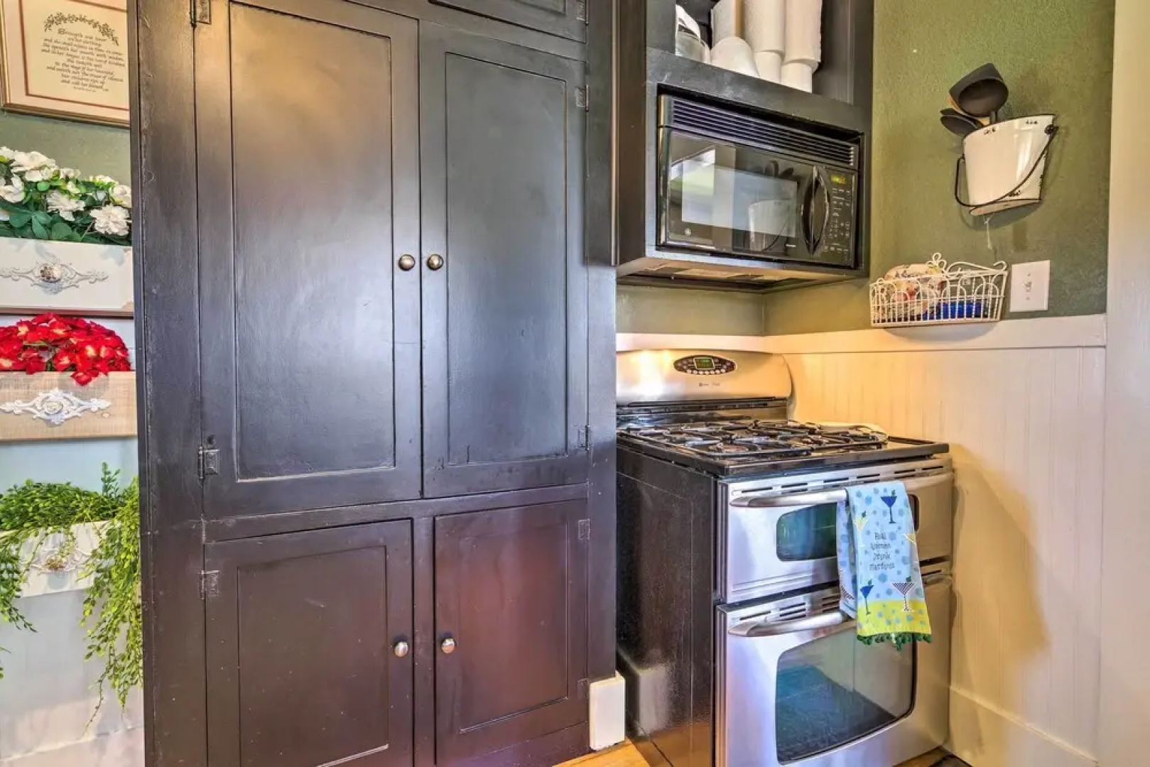 Charming Home in Downtown Nampa w/ Patio + Yard!