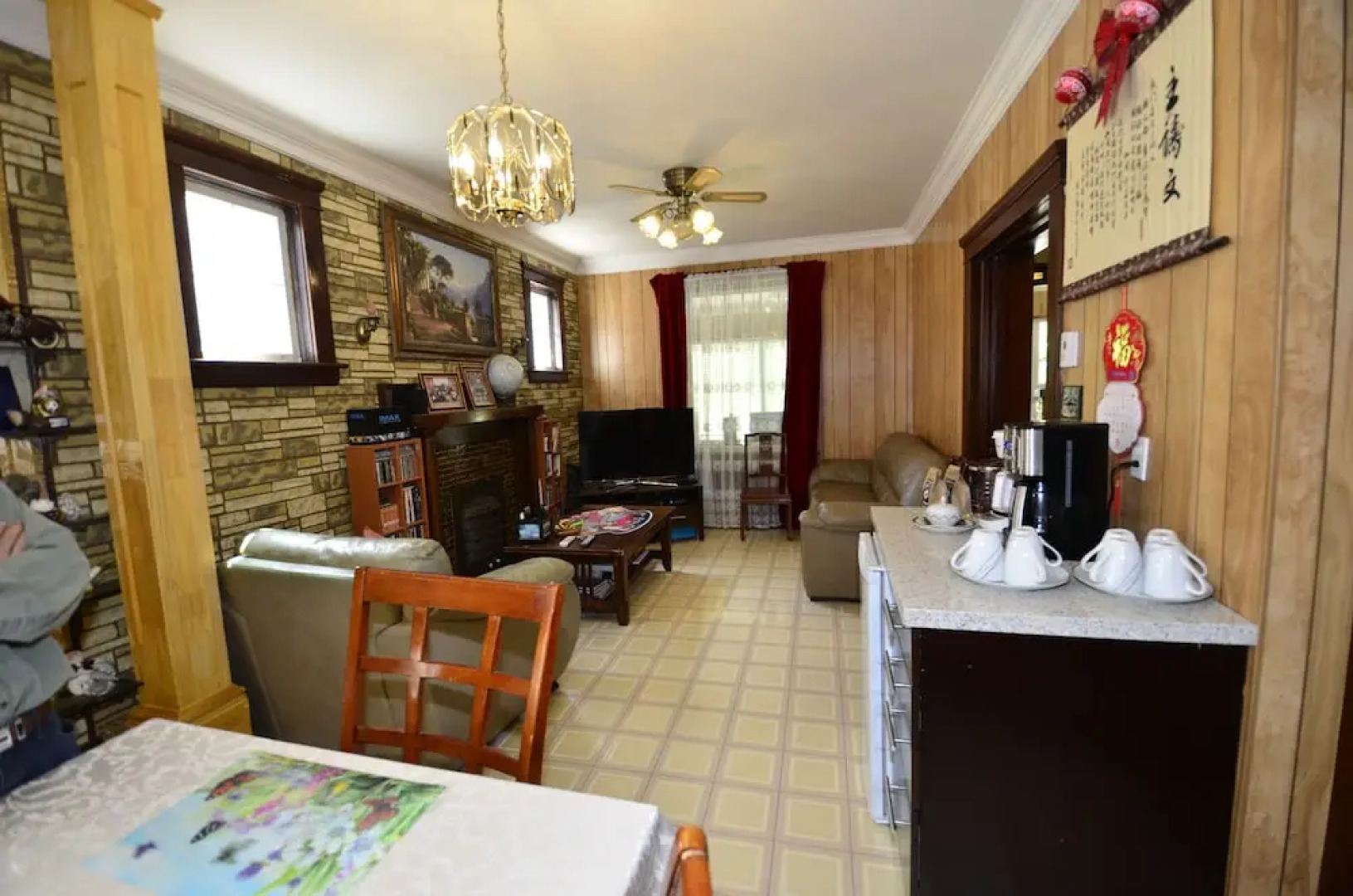 Ambassador B&B Guest Home