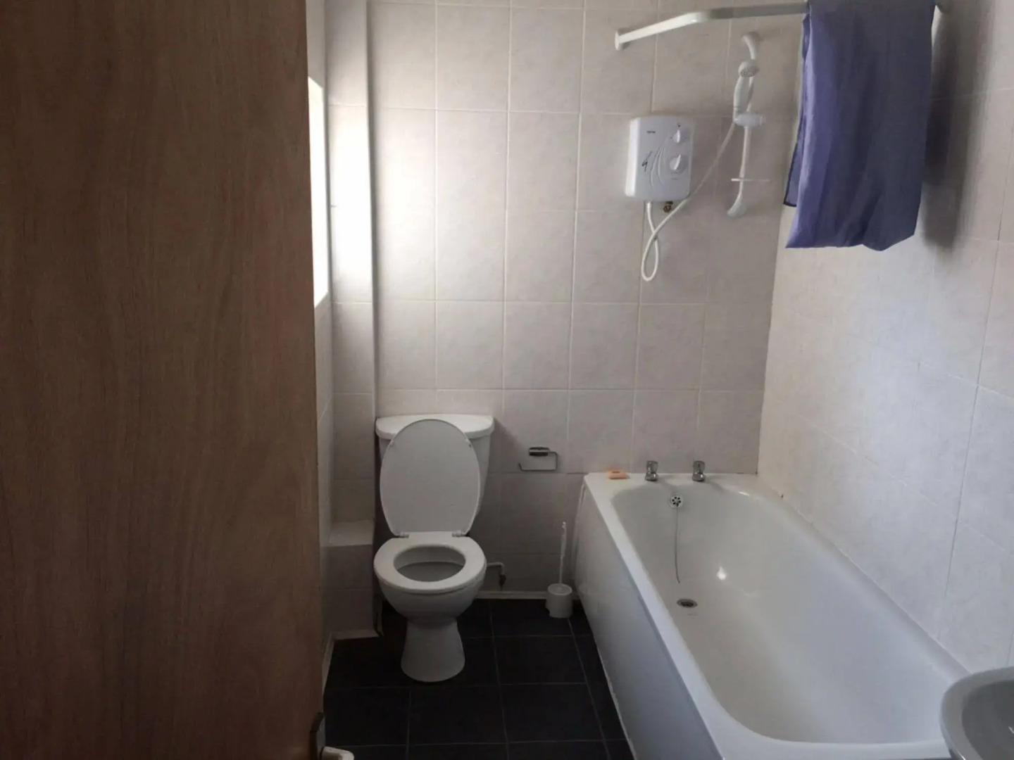 The L4 Studios & Rooms