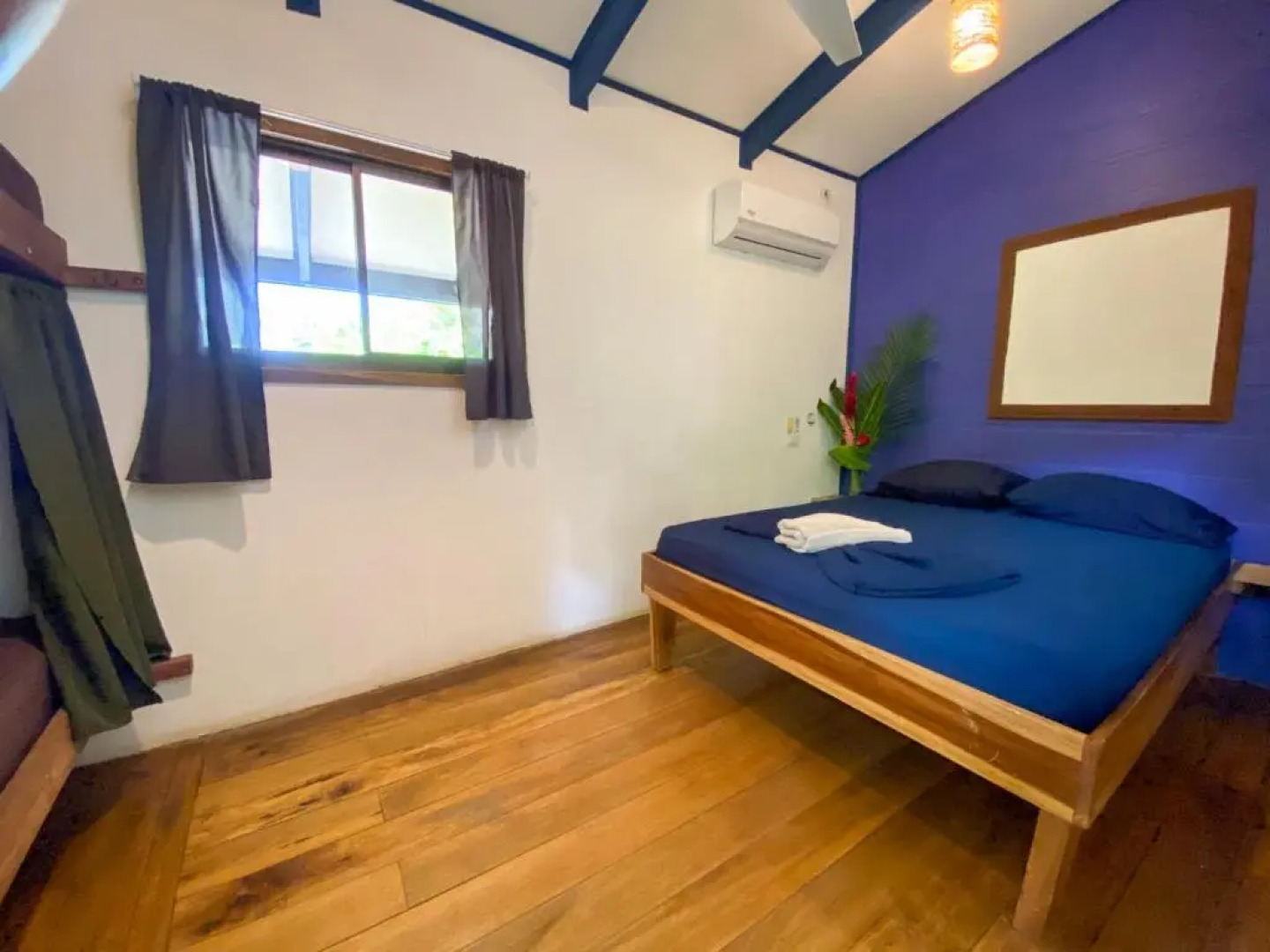 Playa 506 Beachfront Hostel