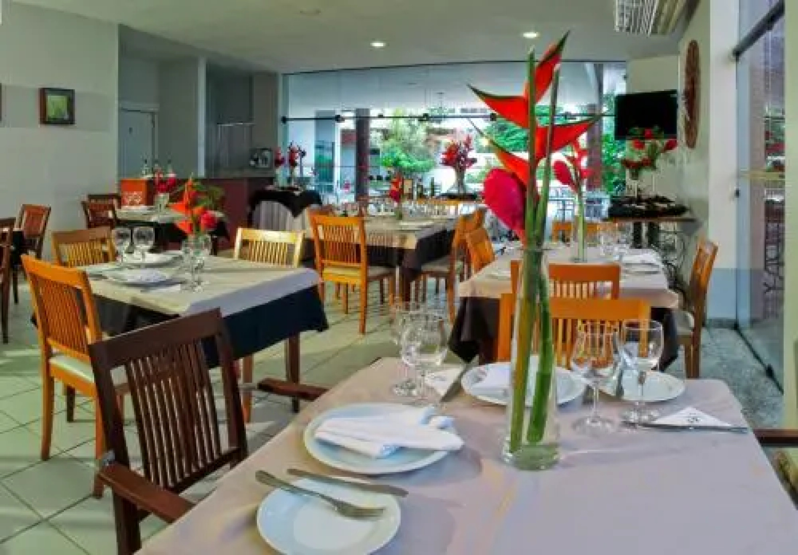 Tarik Fontes Plaza Hotel