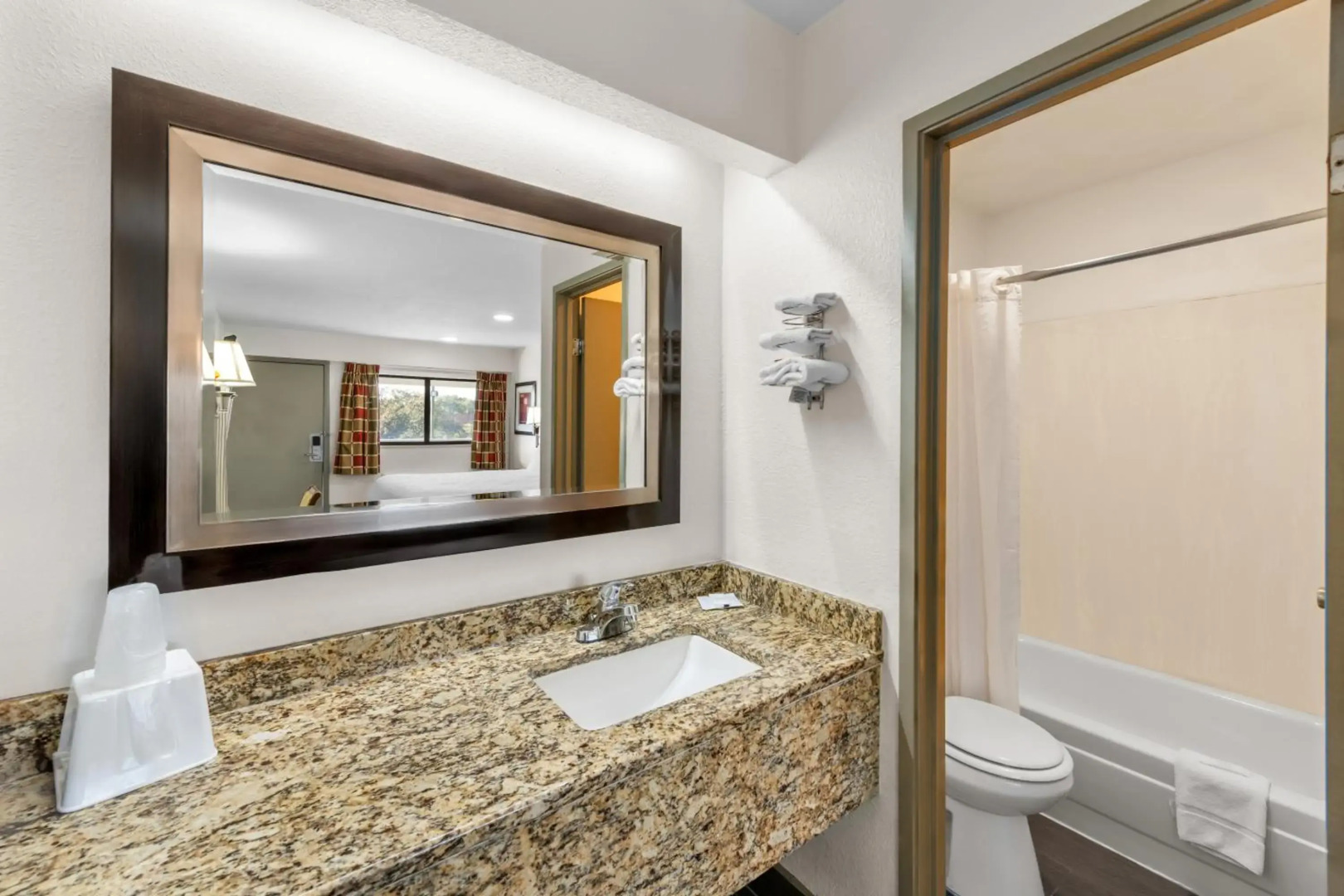 Americas Best Value Inn Kansas City E Independence