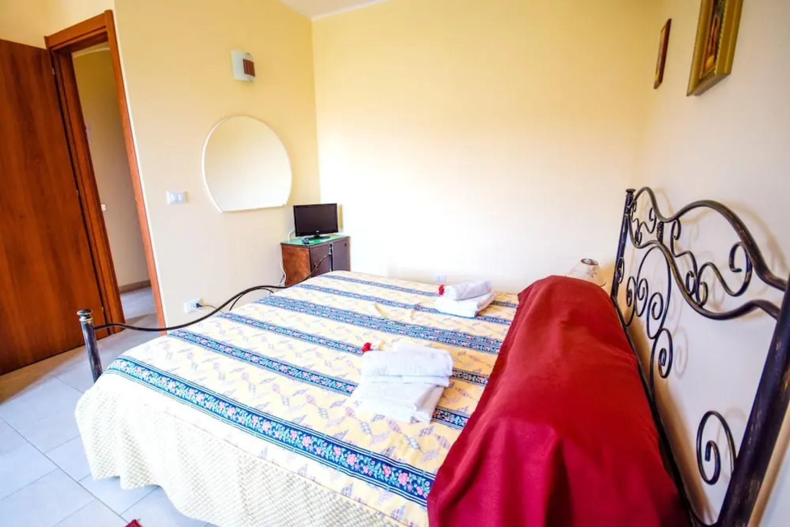 House With 6 Rooms in Enna, With Wonderful Lake View, Private Pool, En