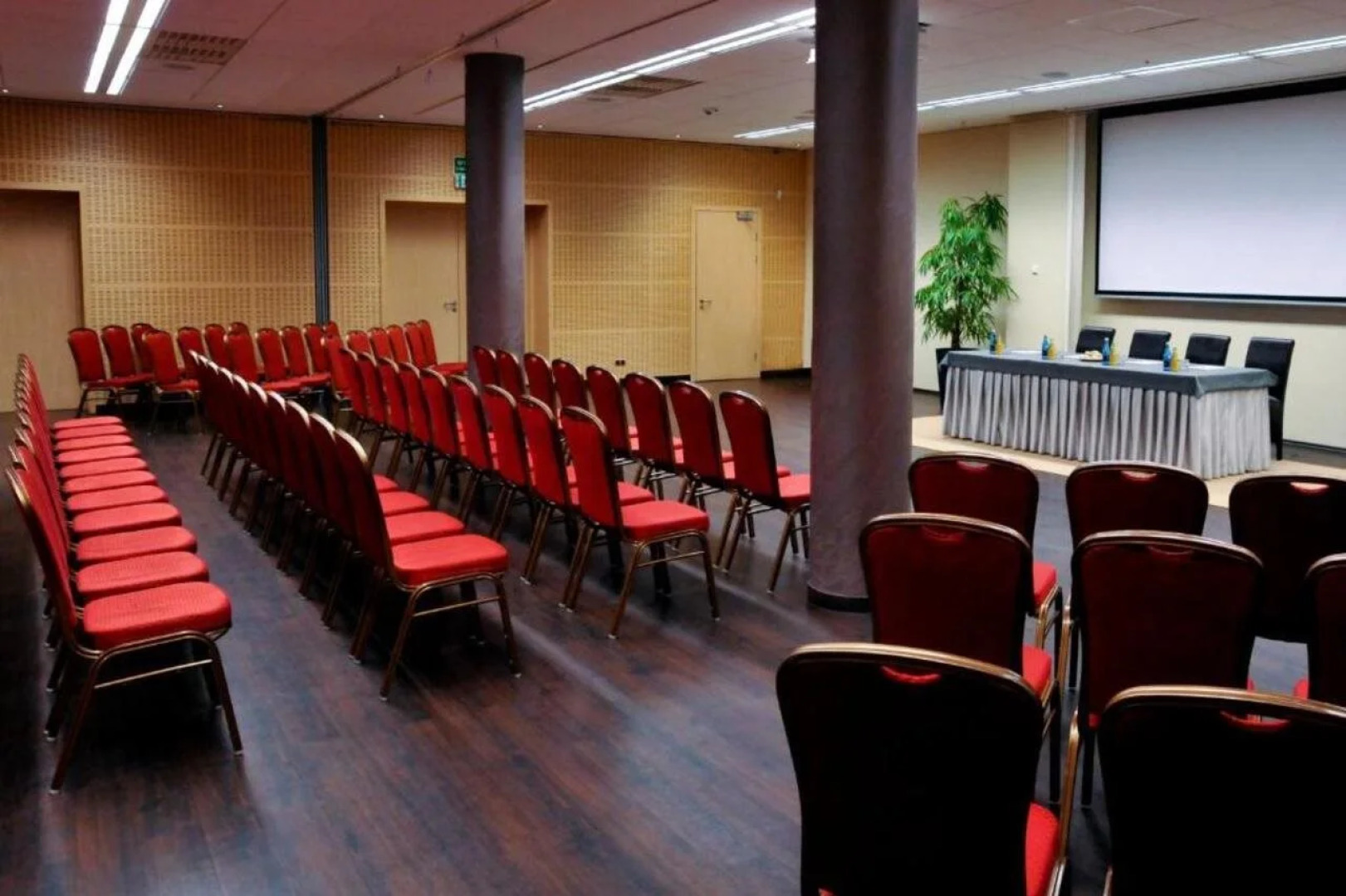 Отель Ruben Hotel