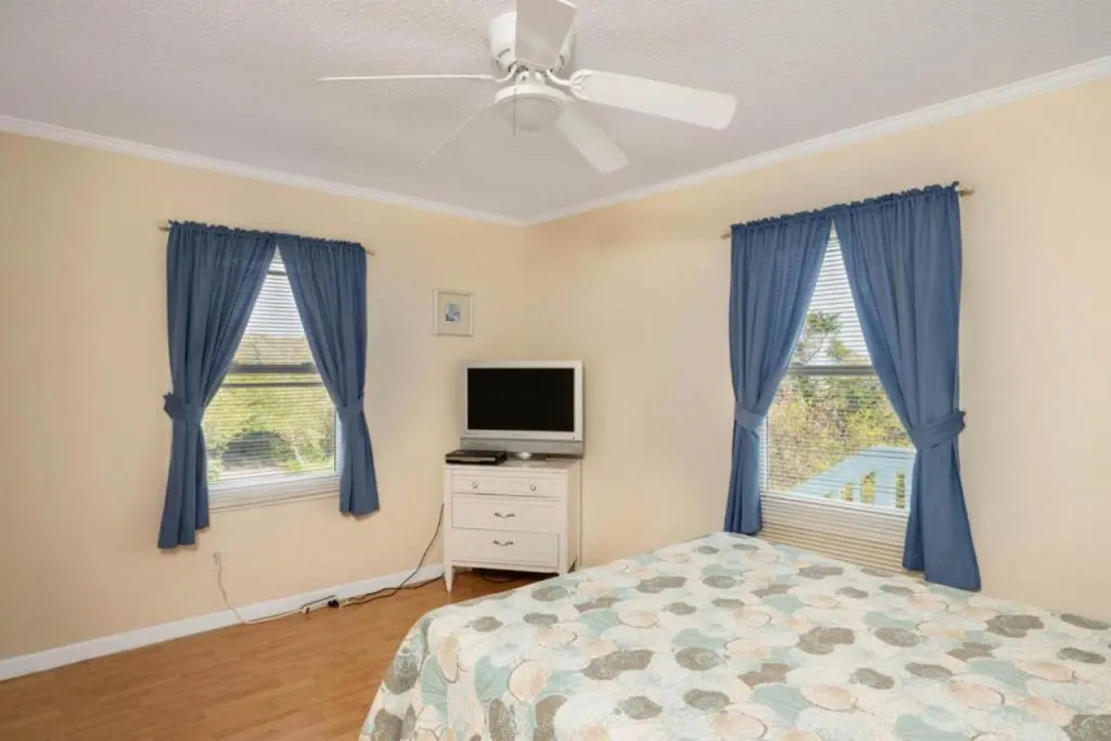 The Hideaway by Oak Island Accommodations