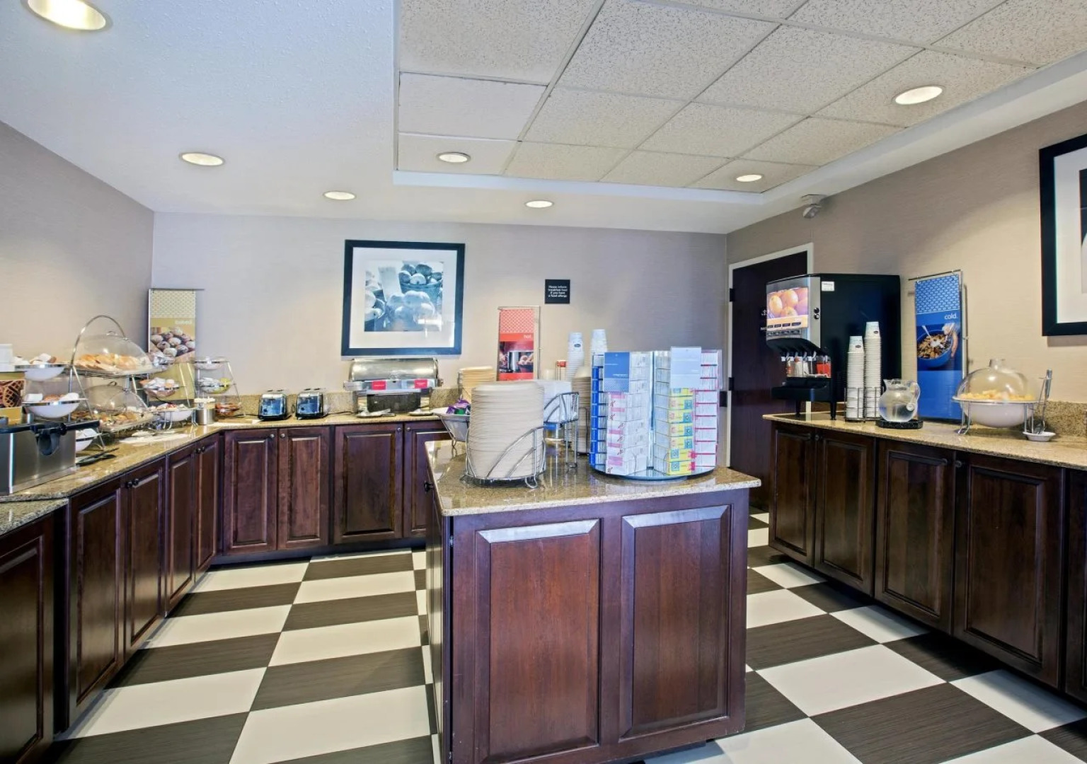 Hampton Inn West Springfield